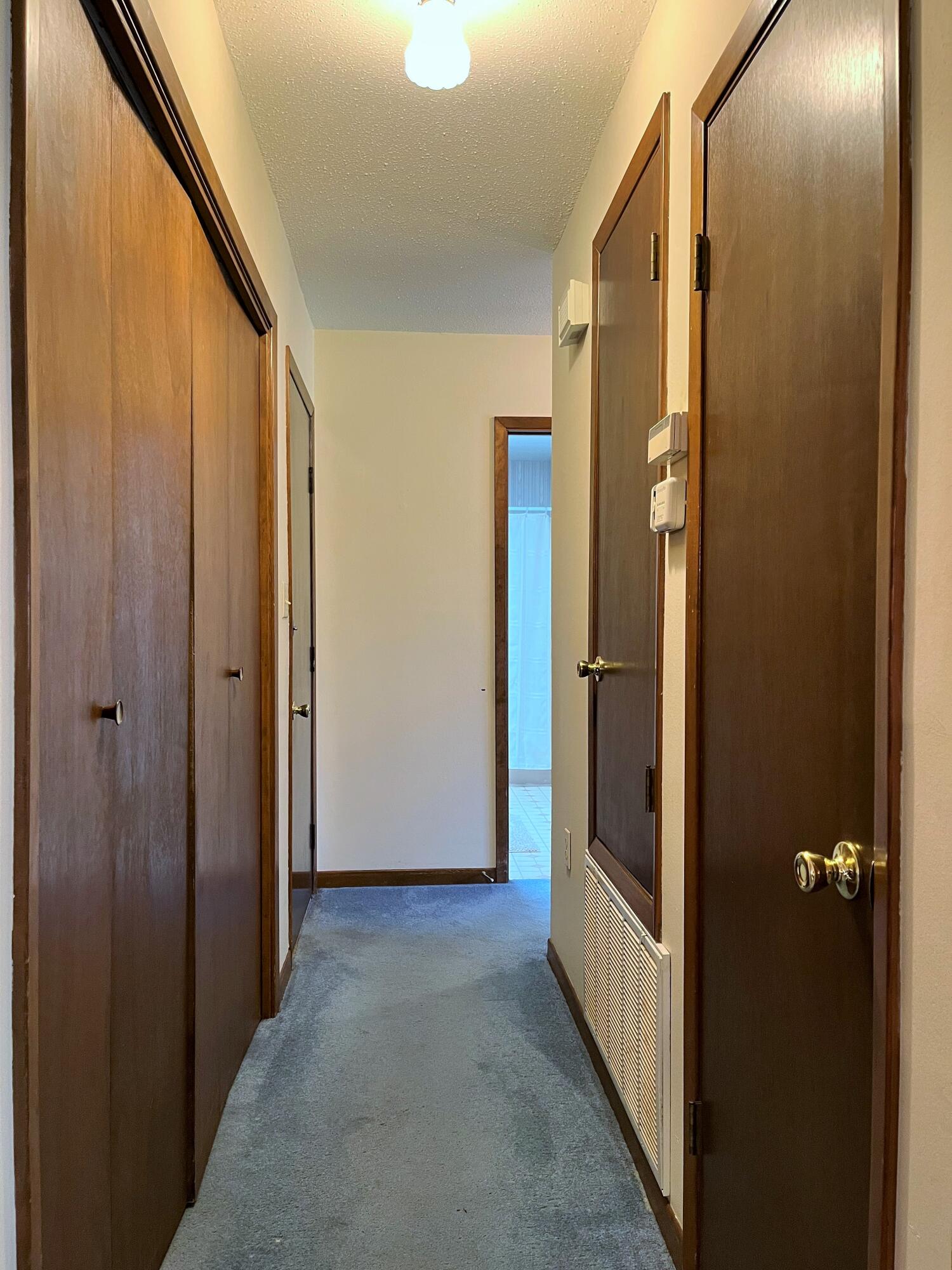 MARY ESTHER MANOR - Residential