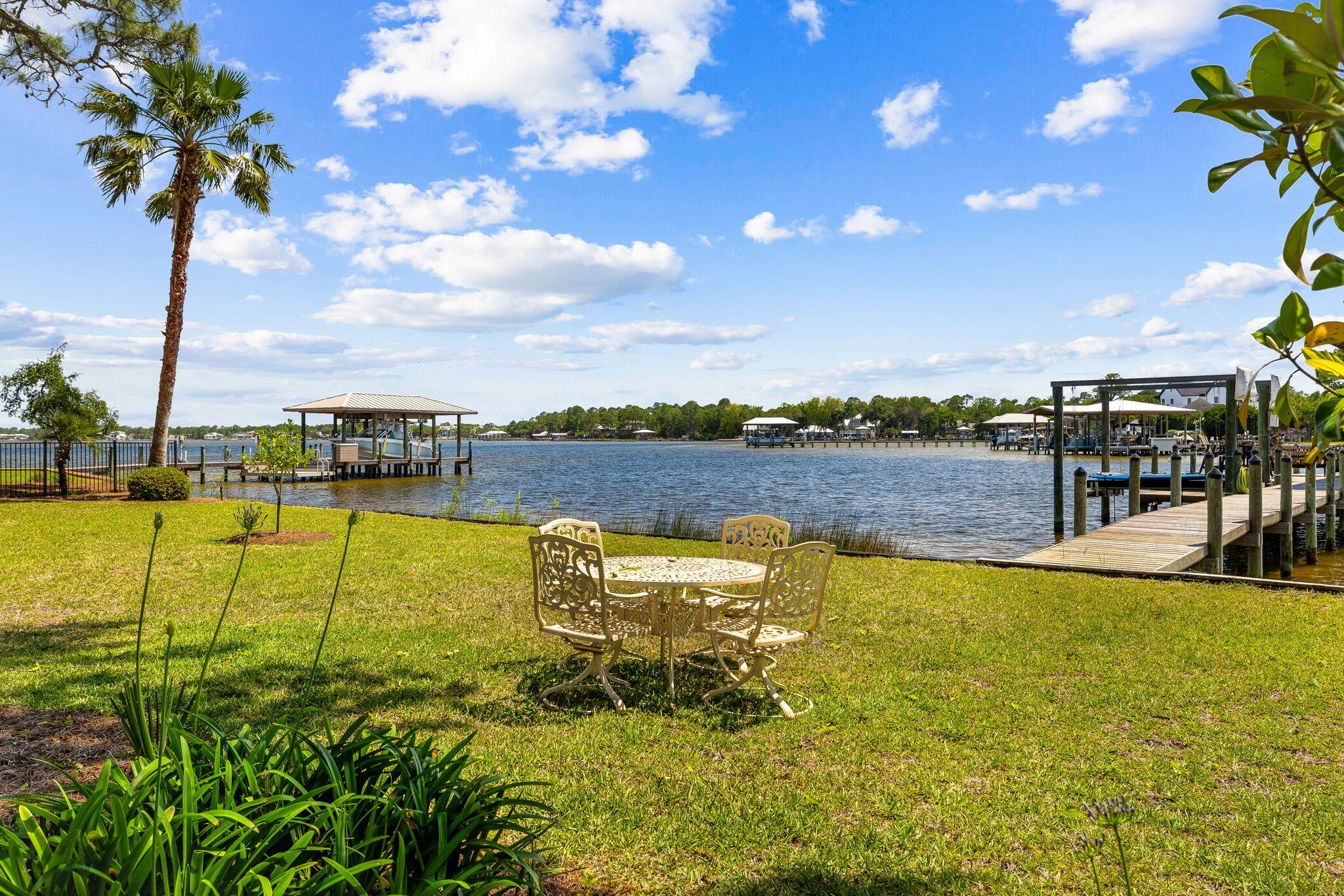 DRIFTWOOD ESTATES - Residential