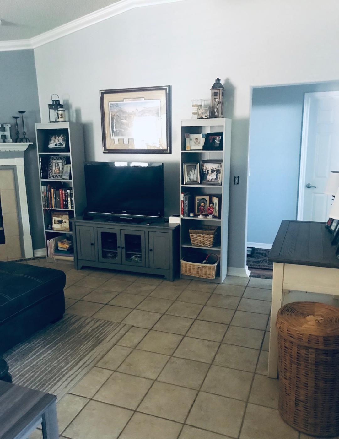 COUNTRYVIEW ESTATES 10TH ADDN - Residential Lease