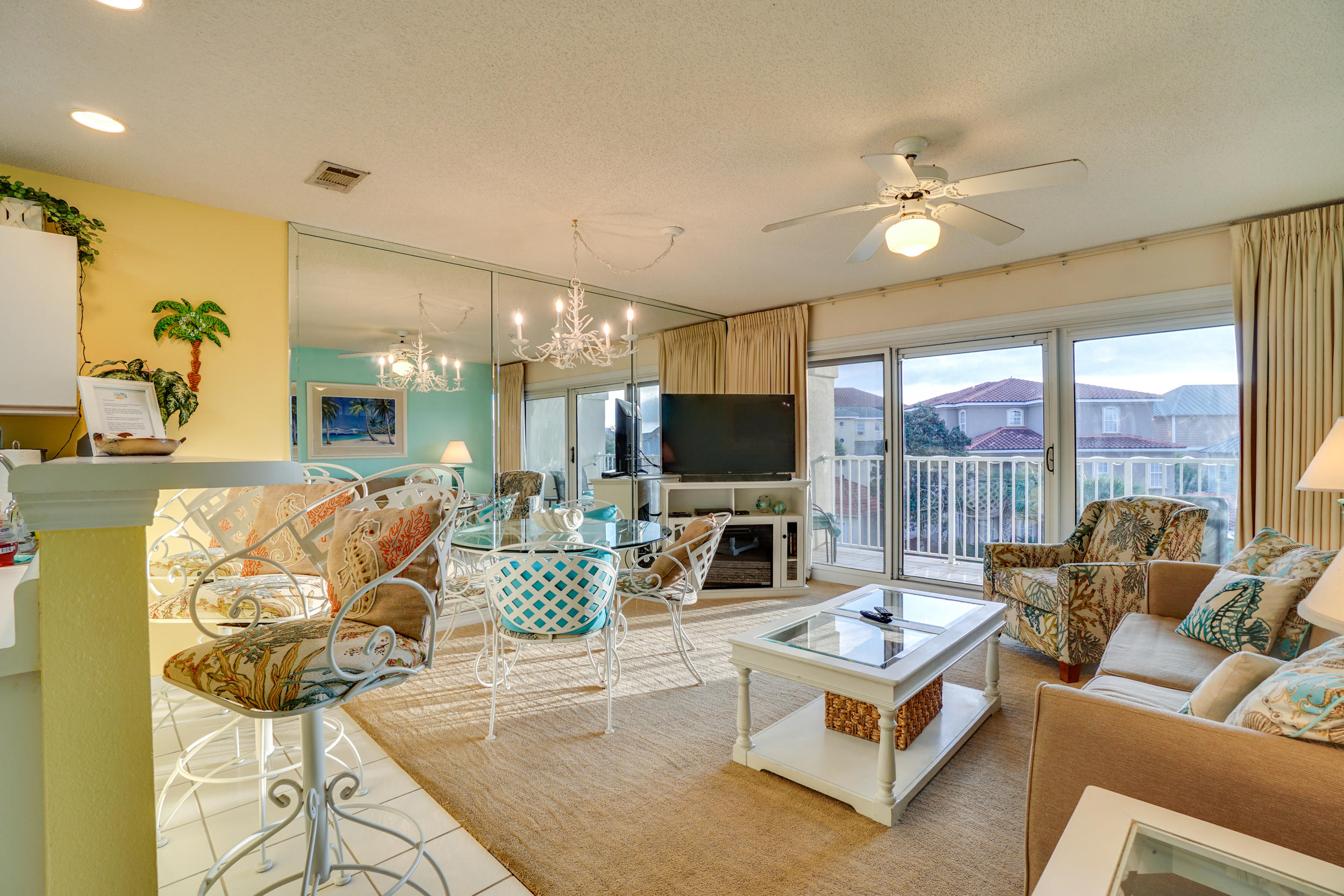 MARAVILLA CONDO 2 - Residential