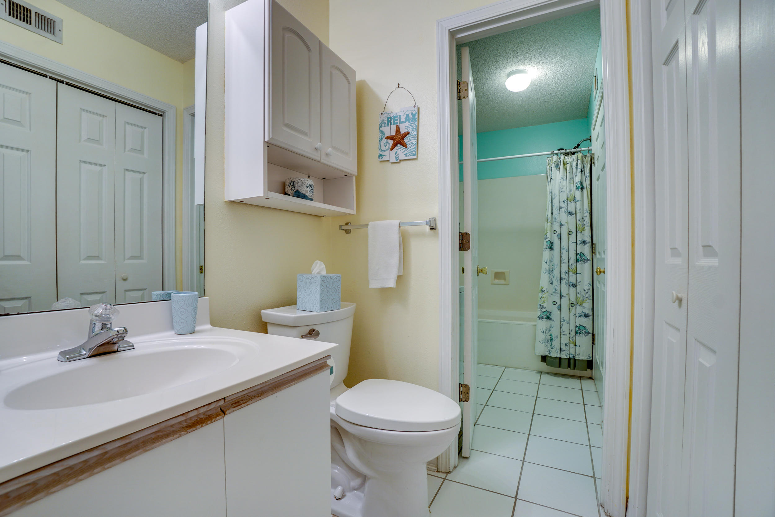 MARAVILLA CONDO 2 - Residential