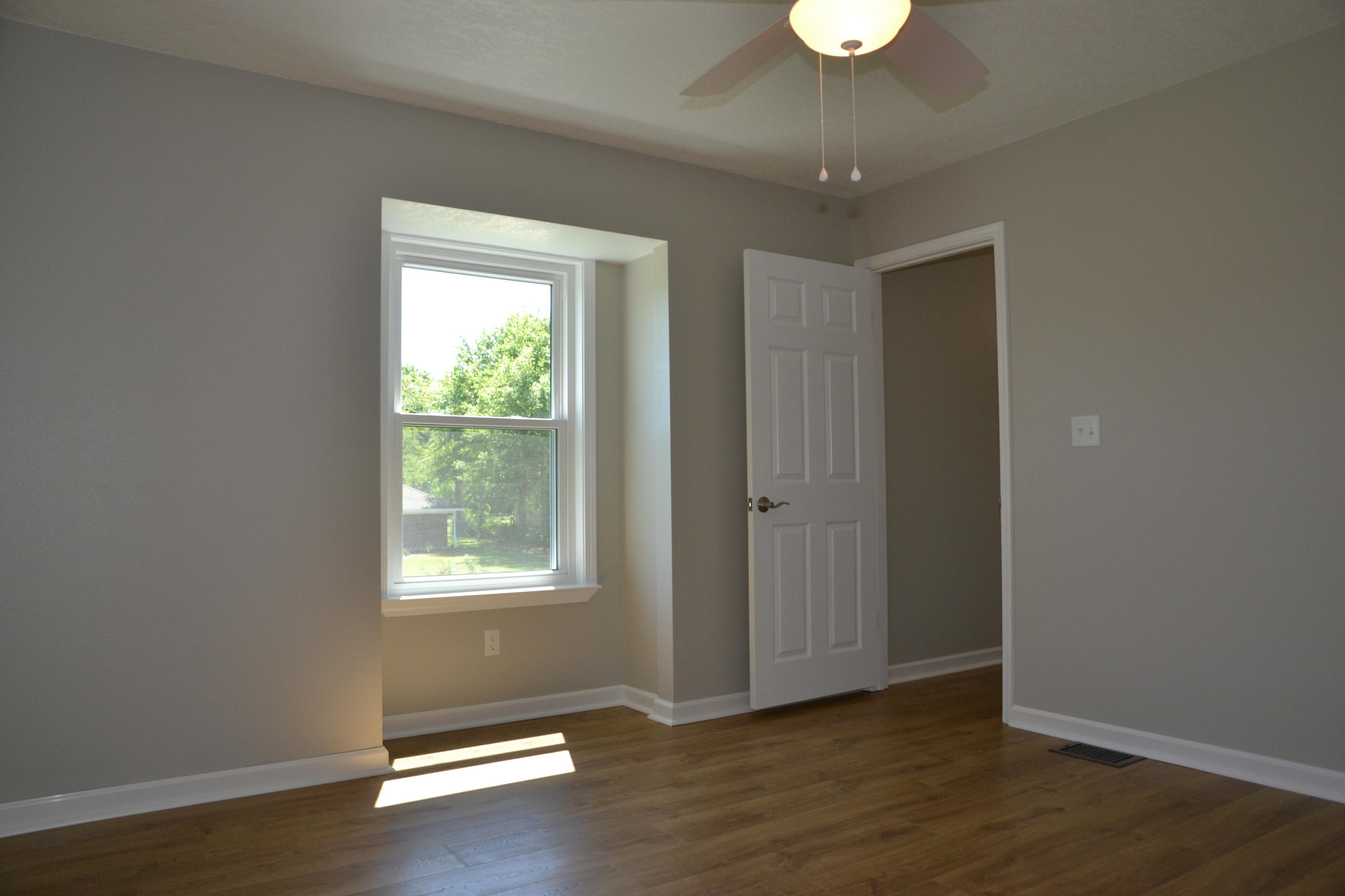 DOGWOOD ESTATES 1ST ADDN - Residential