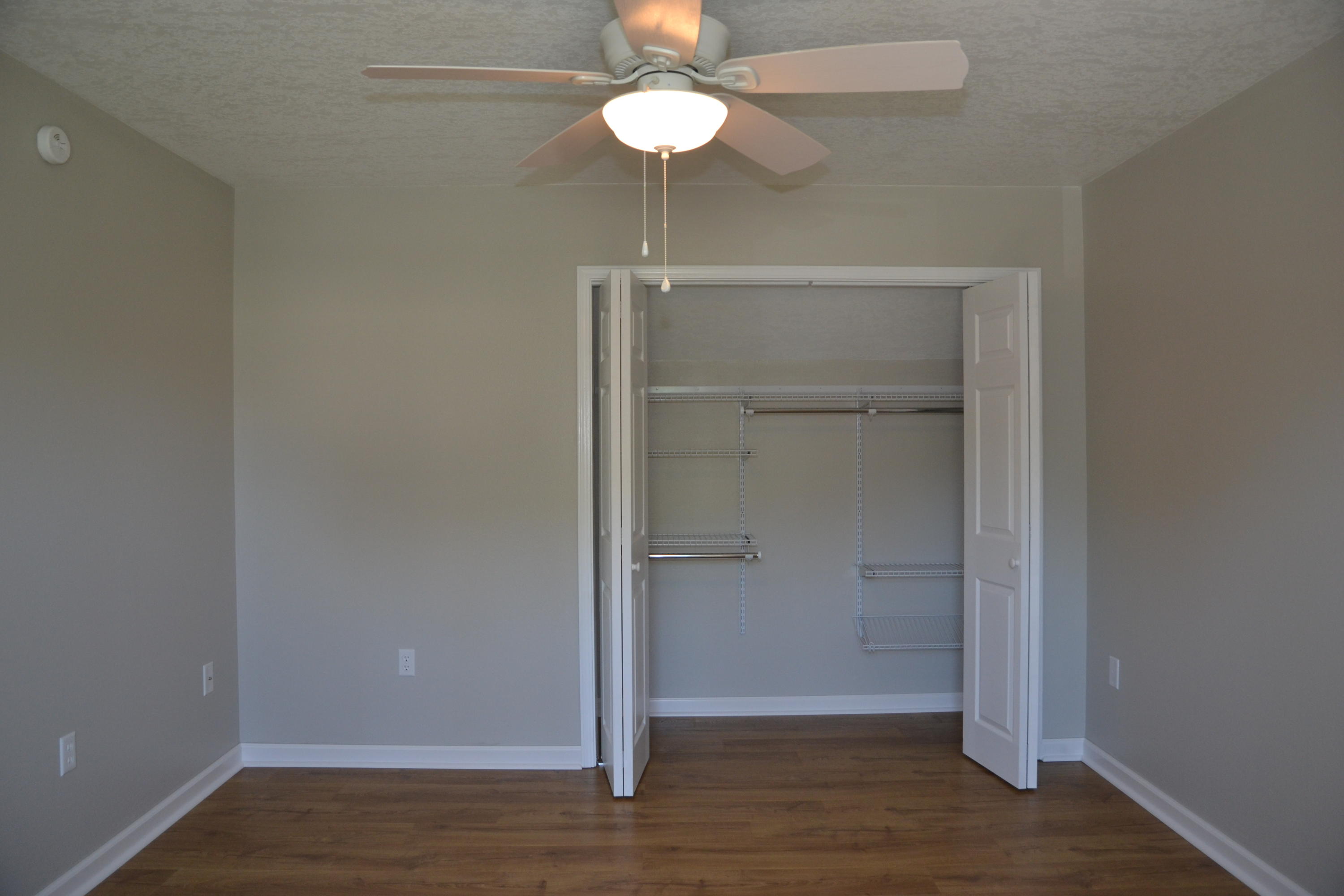 DOGWOOD ESTATES 1ST ADDN - Residential