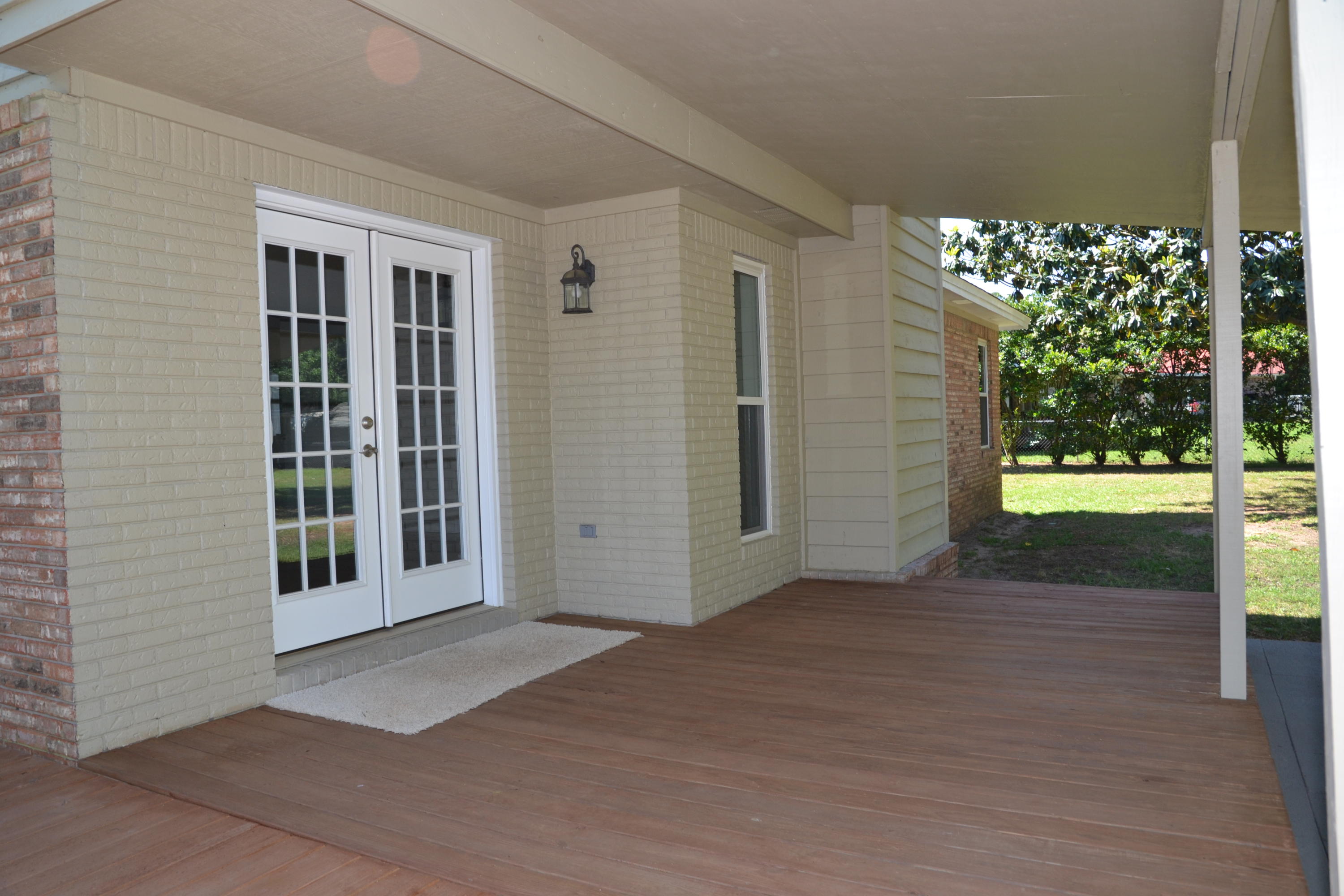 DOGWOOD ESTATES 1ST ADDN - Residential