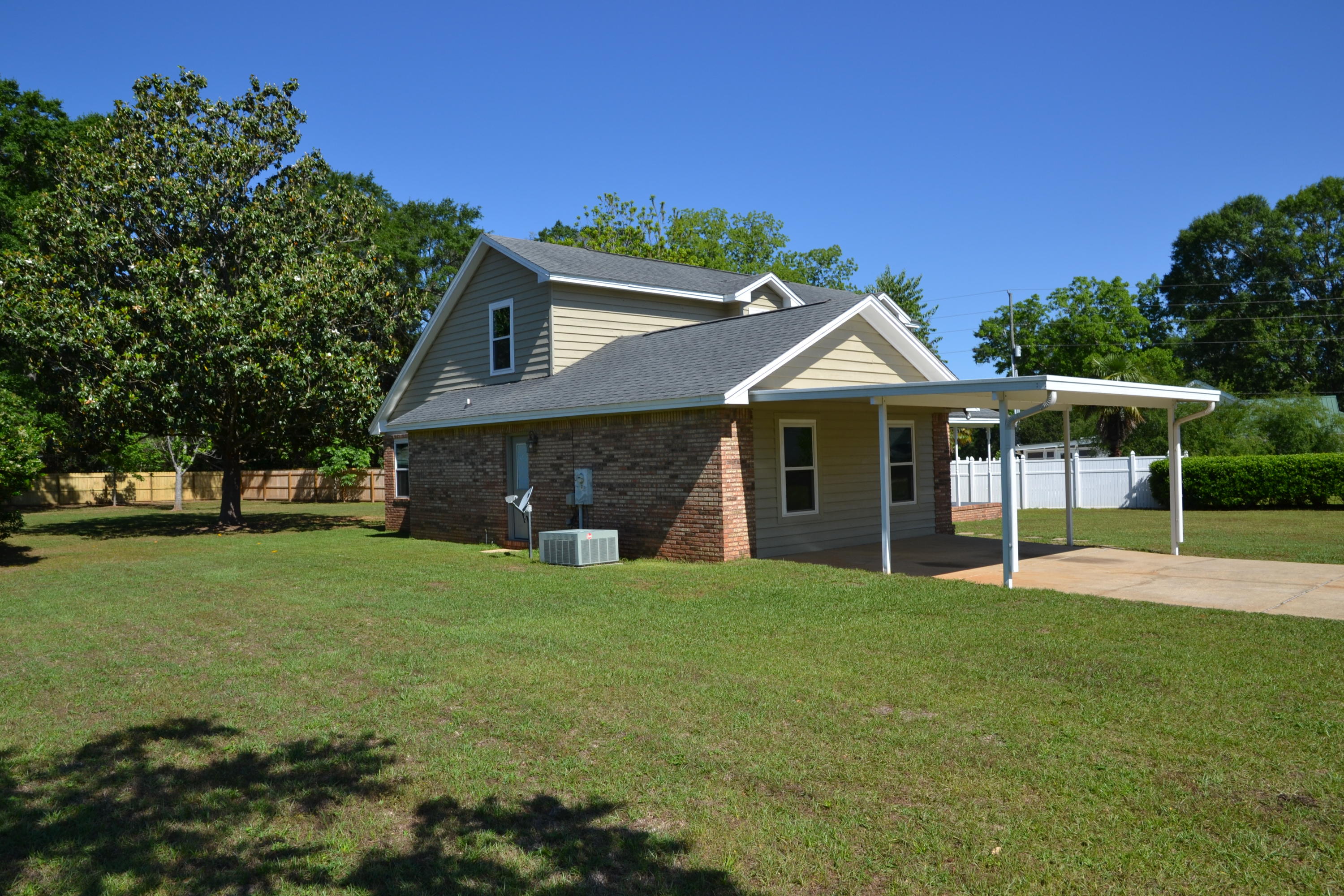 DOGWOOD ESTATES 1ST ADDN - Residential