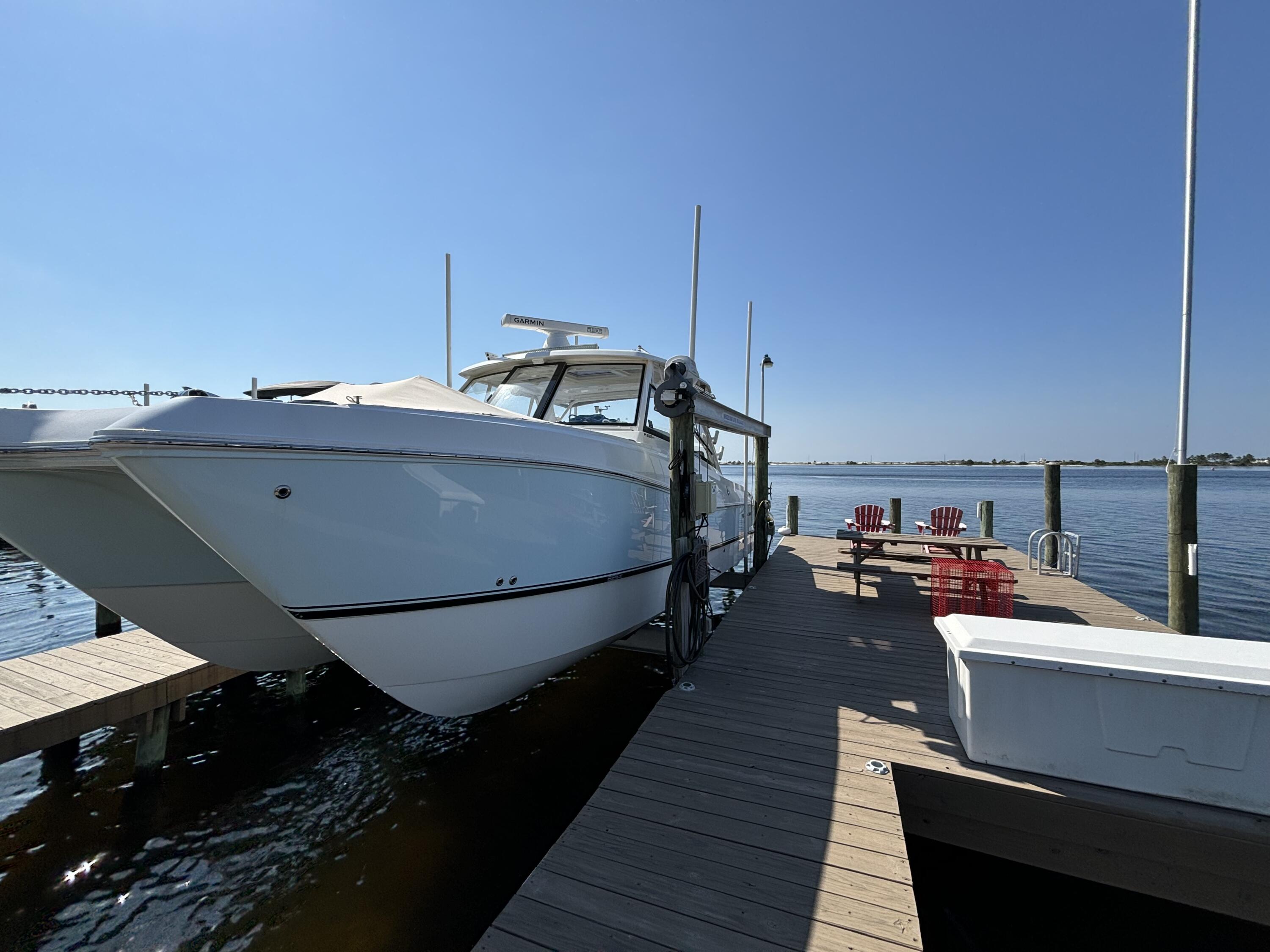 SPARKLING WATERS - Residential