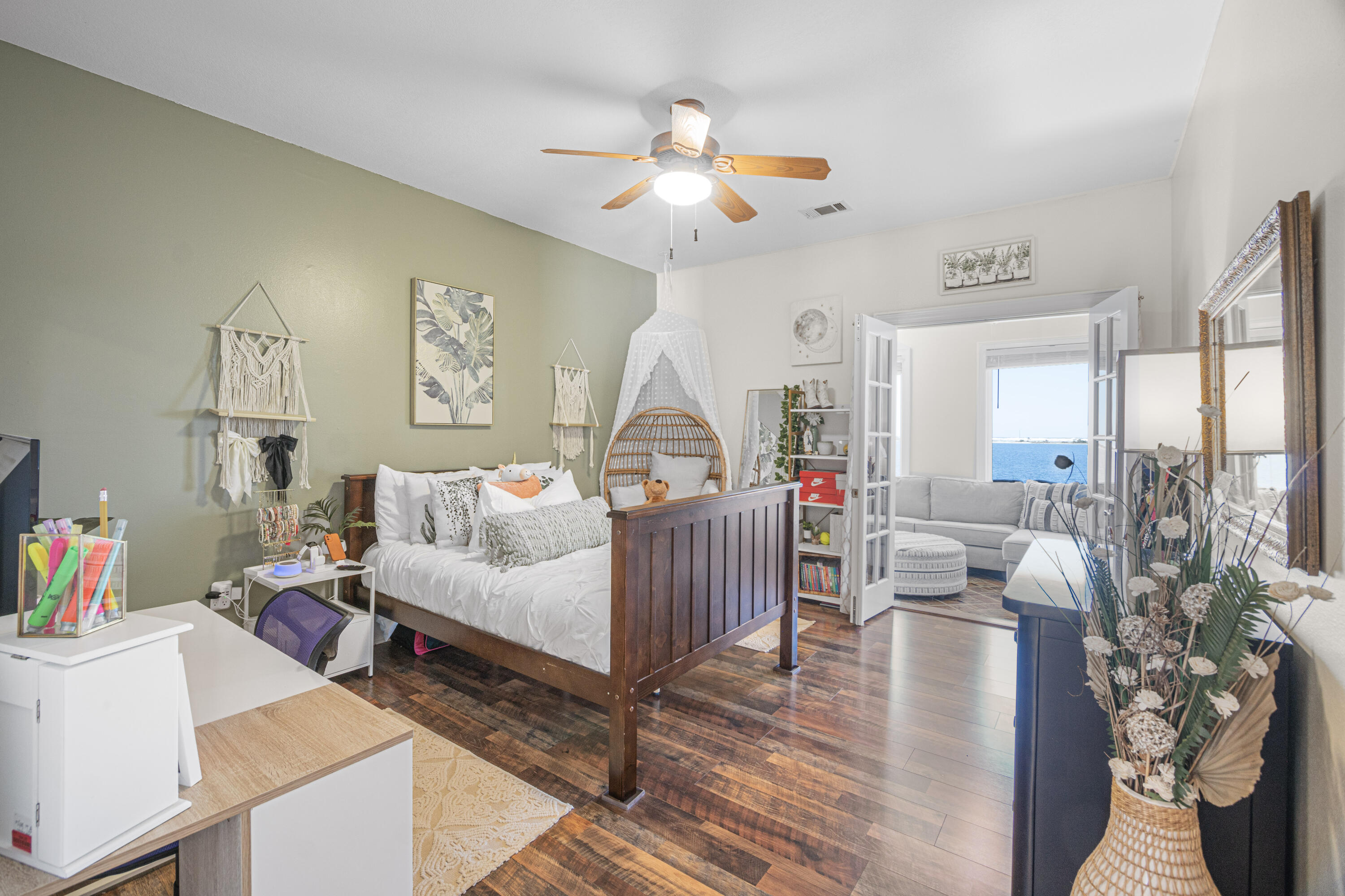 SPARKLING WATERS - Residential