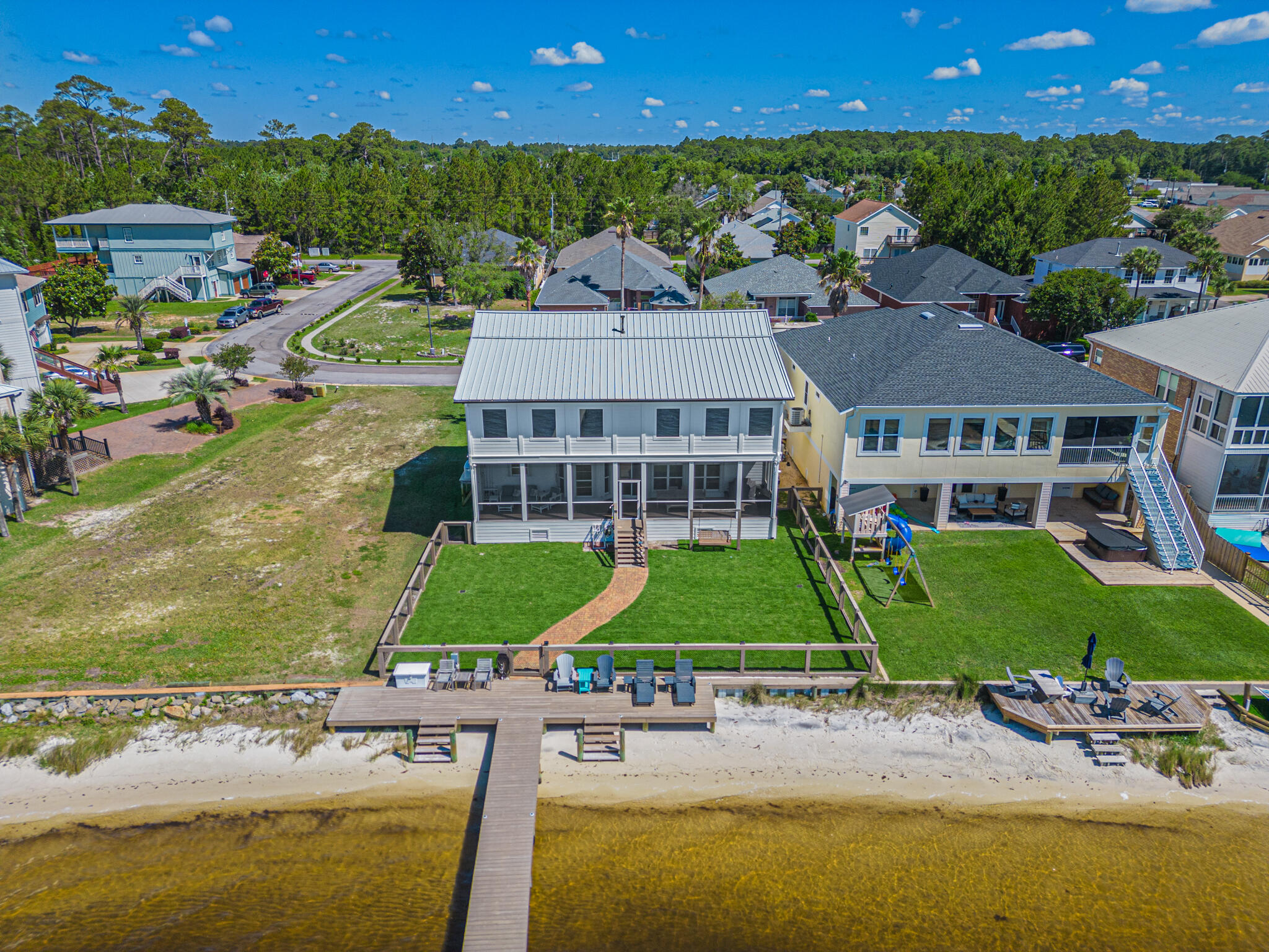 SPARKLING WATERS - Residential