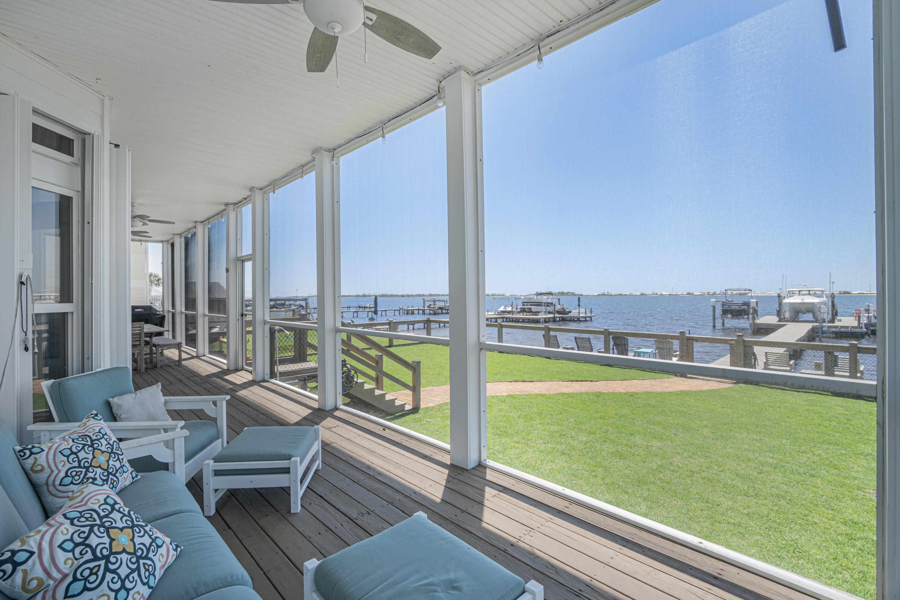 SPARKLING WATERS - Residential