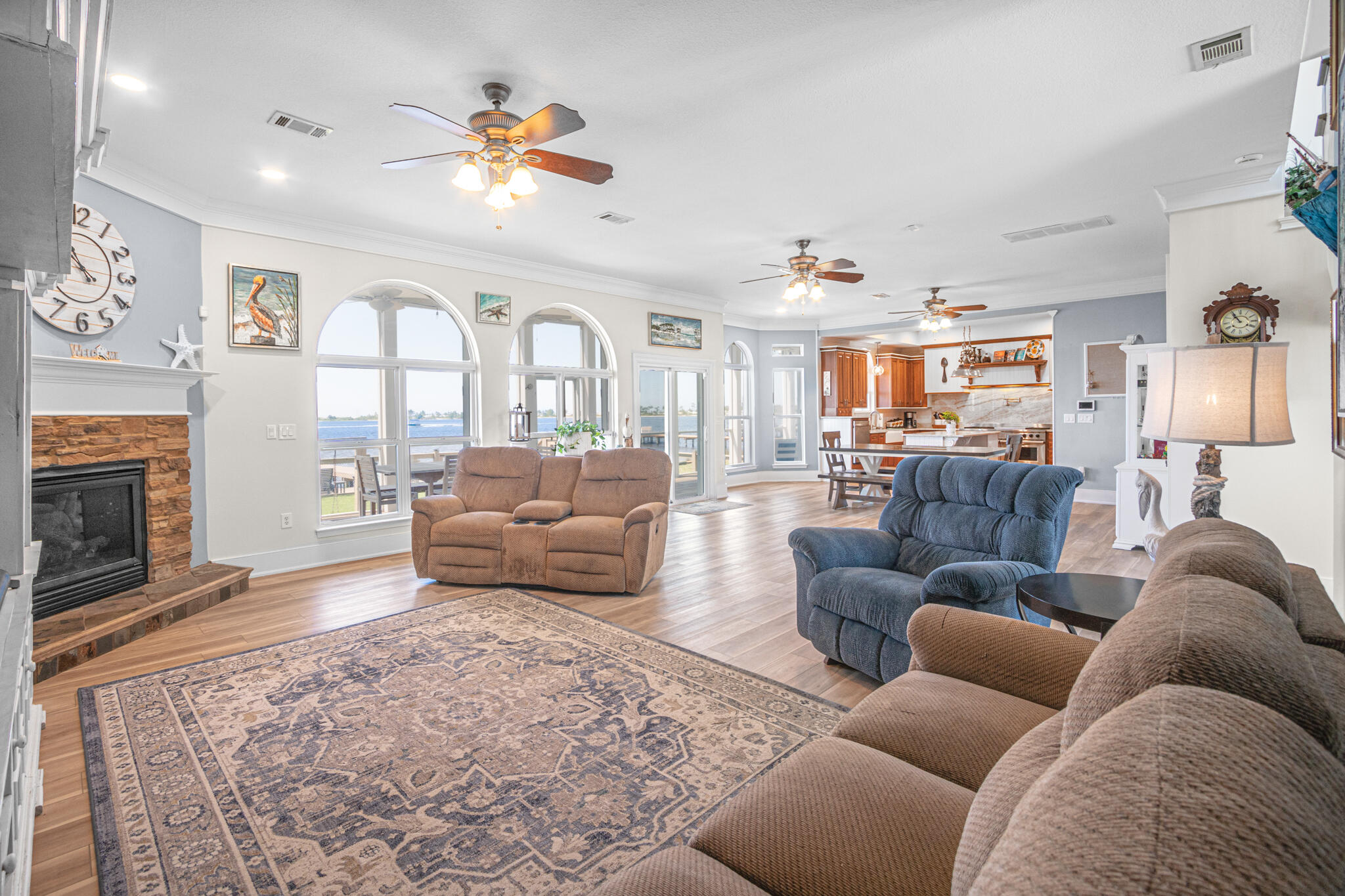 SPARKLING WATERS - Residential