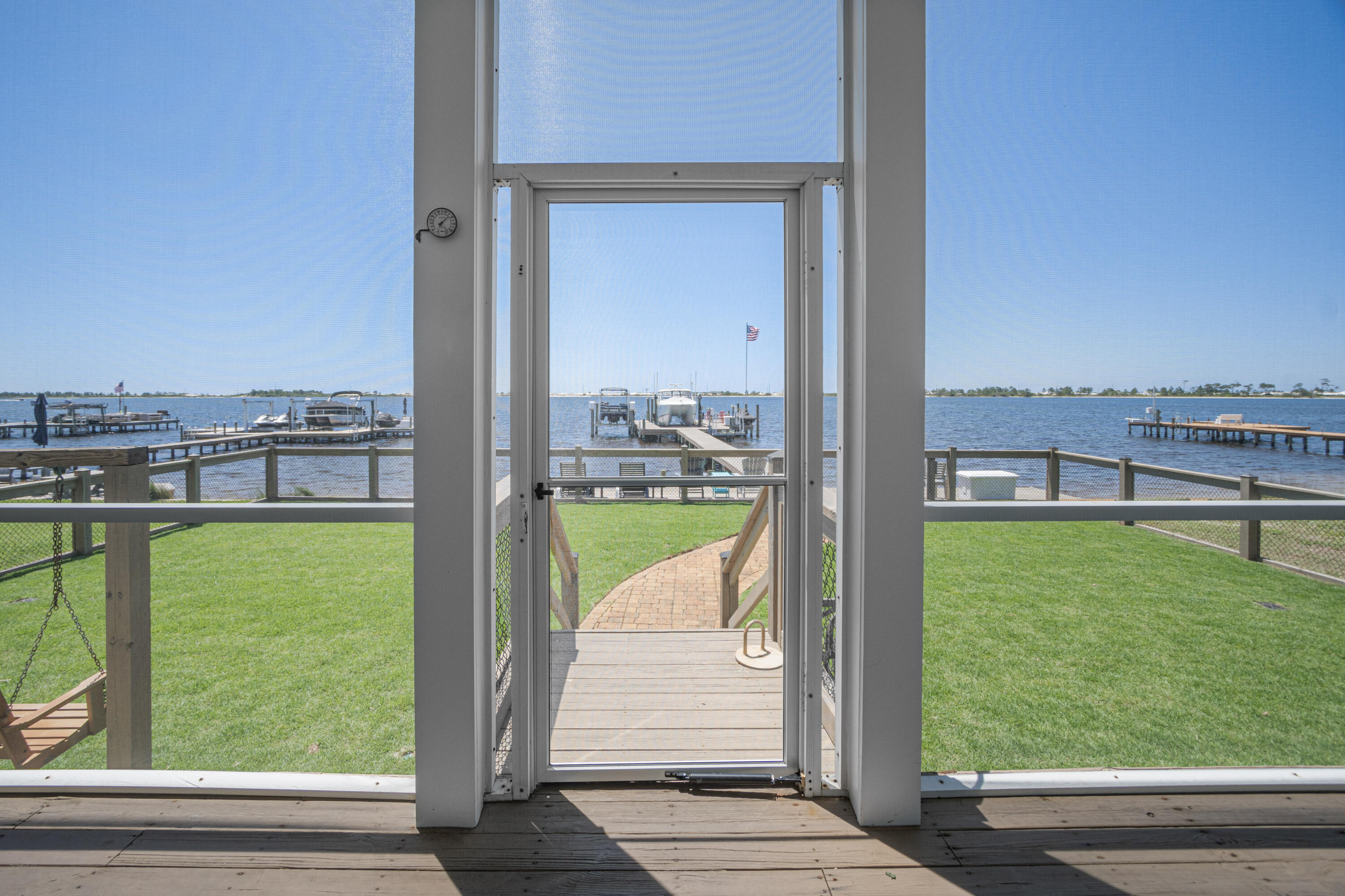 SPARKLING WATERS - Residential