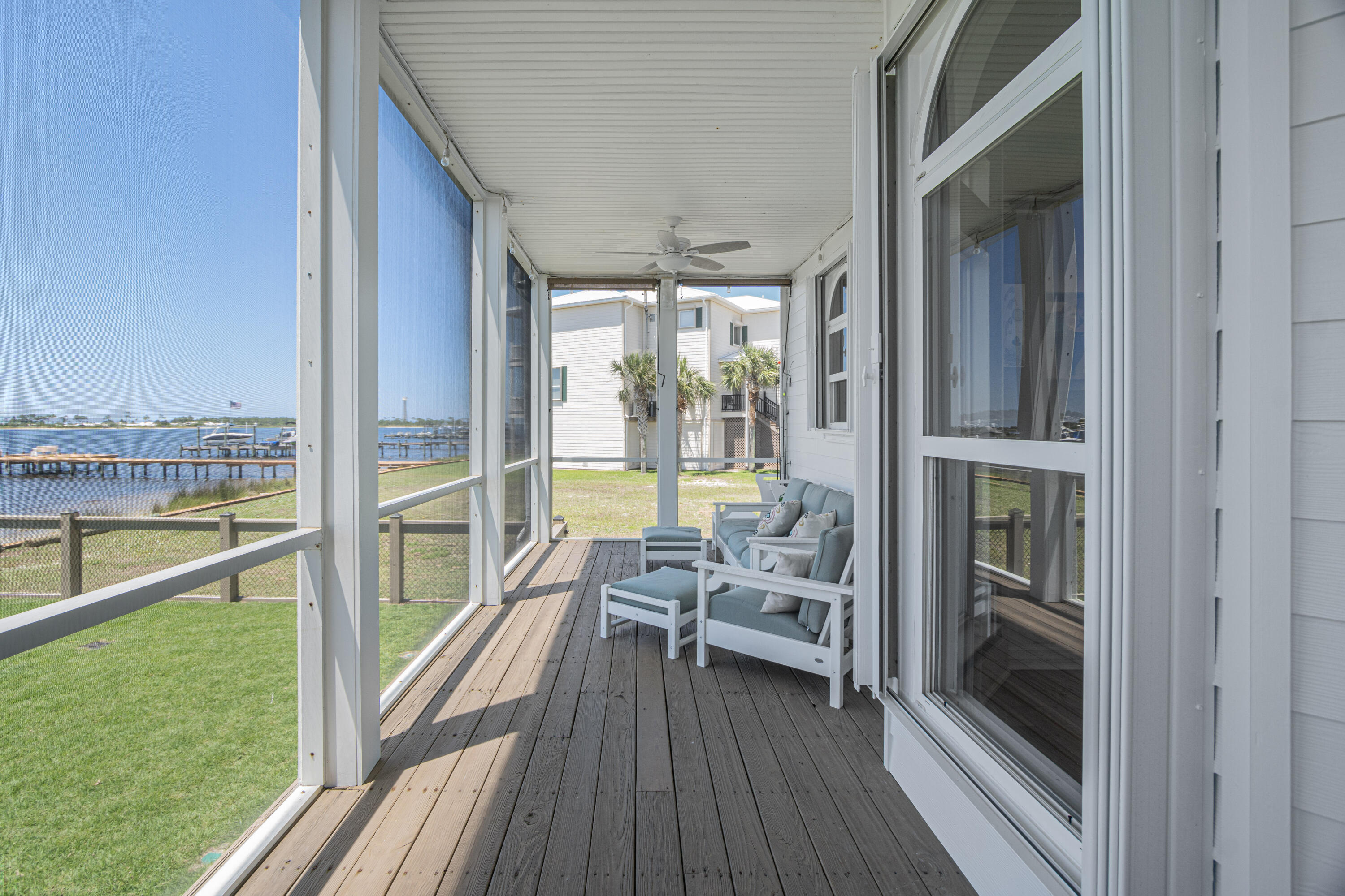 SPARKLING WATERS - Residential