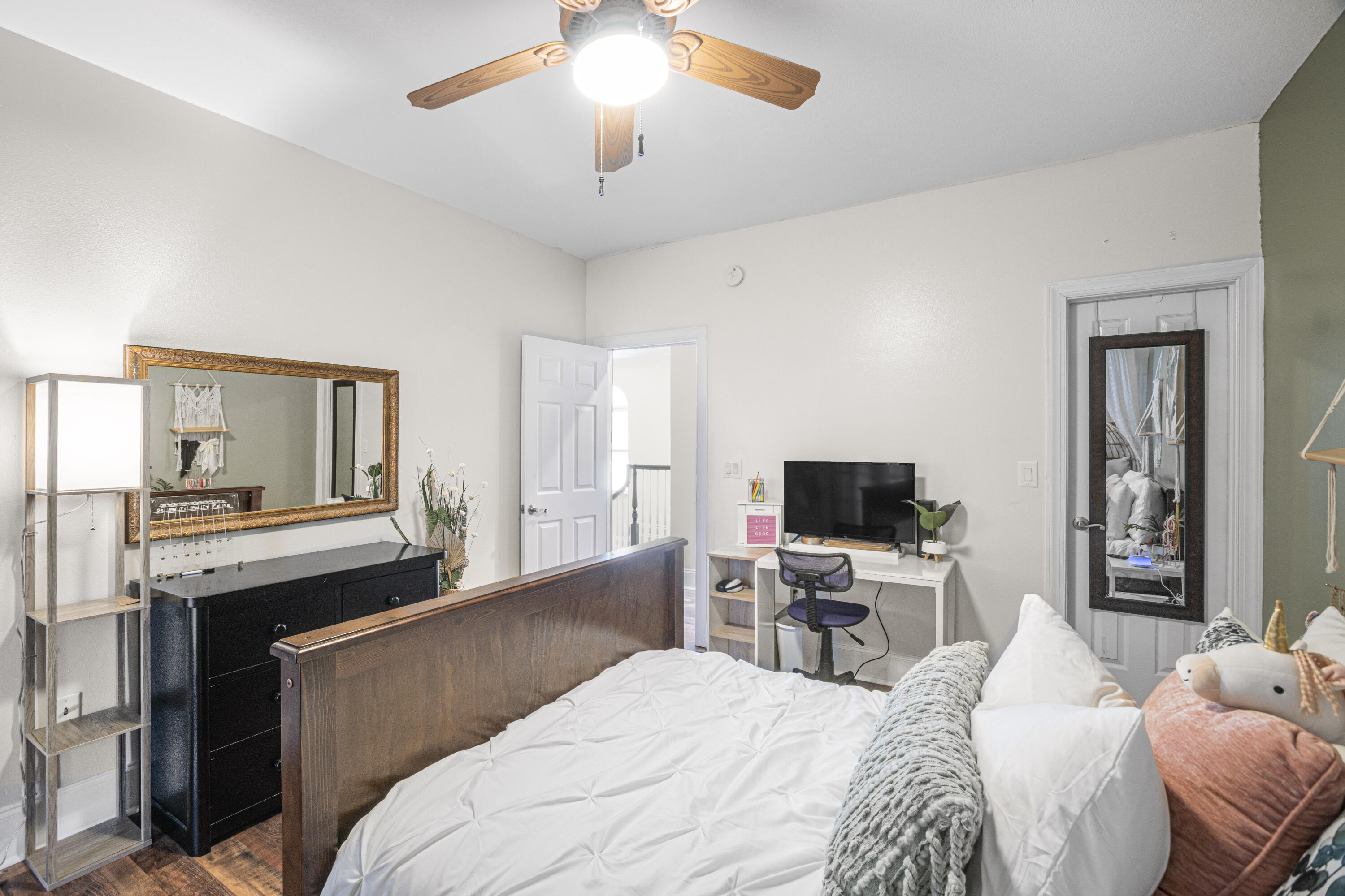 SPARKLING WATERS - Residential