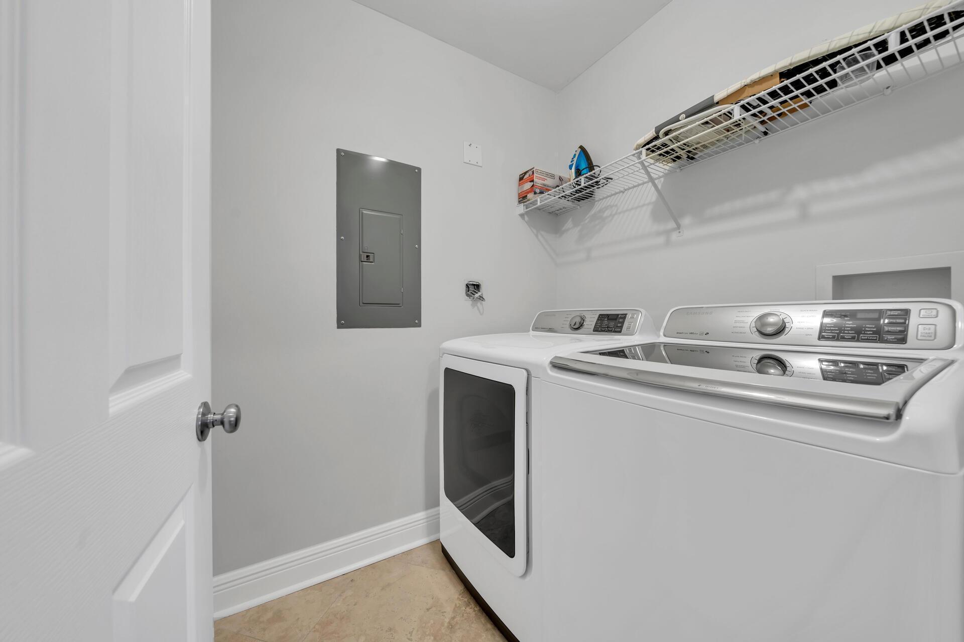 LEGACY THE - Residential