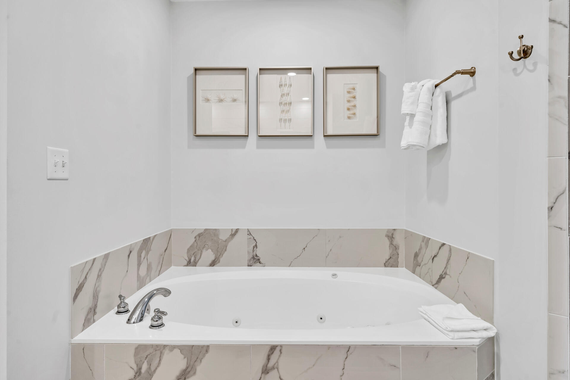 LEGACY THE - Residential