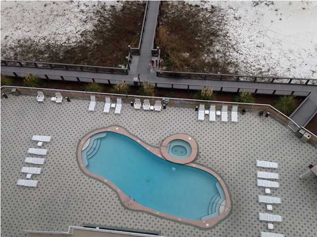 SUMMERWINDS - Residential