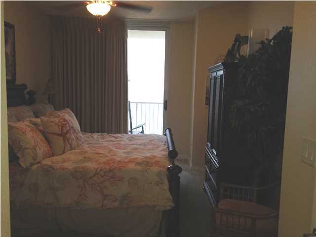 SUMMERWINDS - Residential