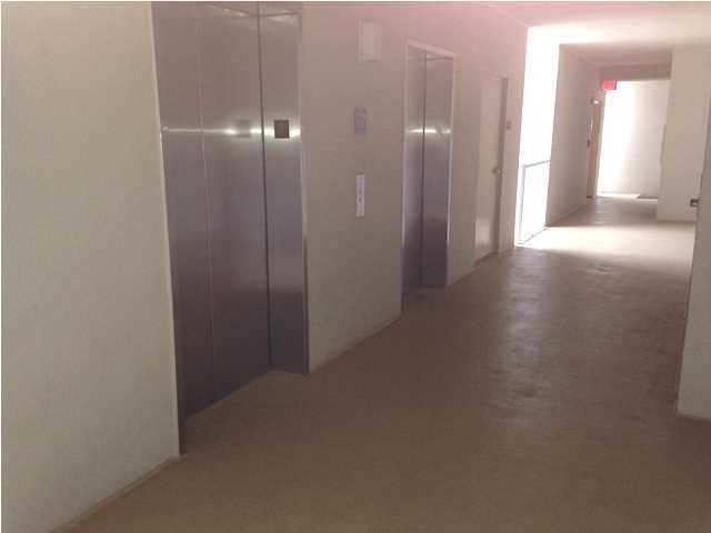 SUMMERWINDS - Residential