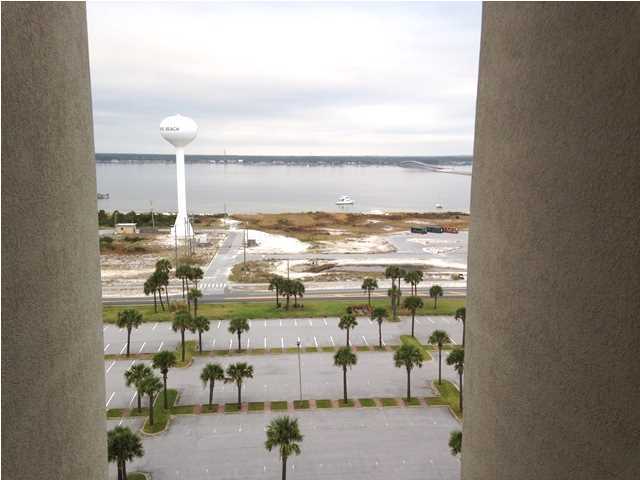 SUMMERWINDS - Residential