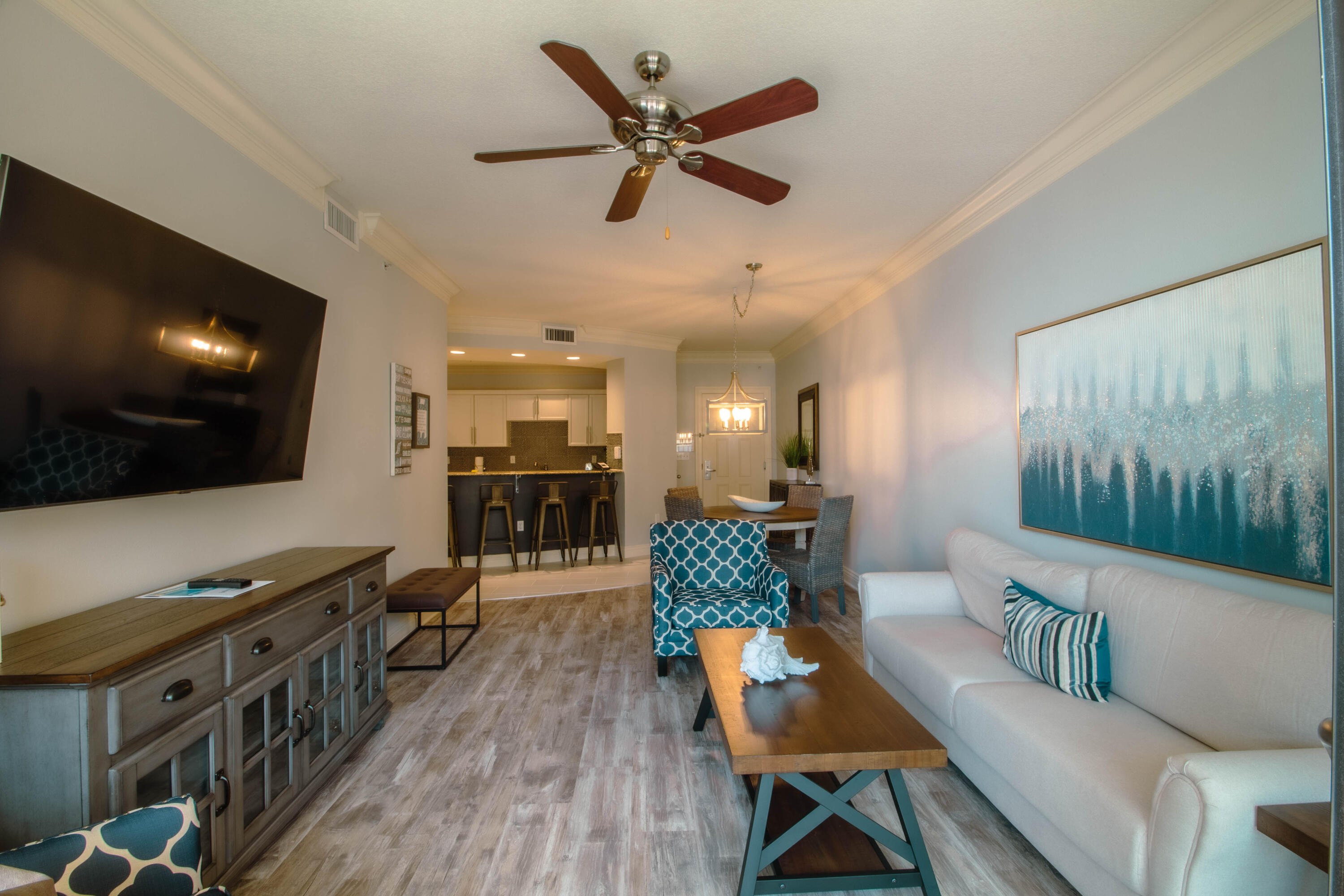 EMERALD GRANDE - Residential