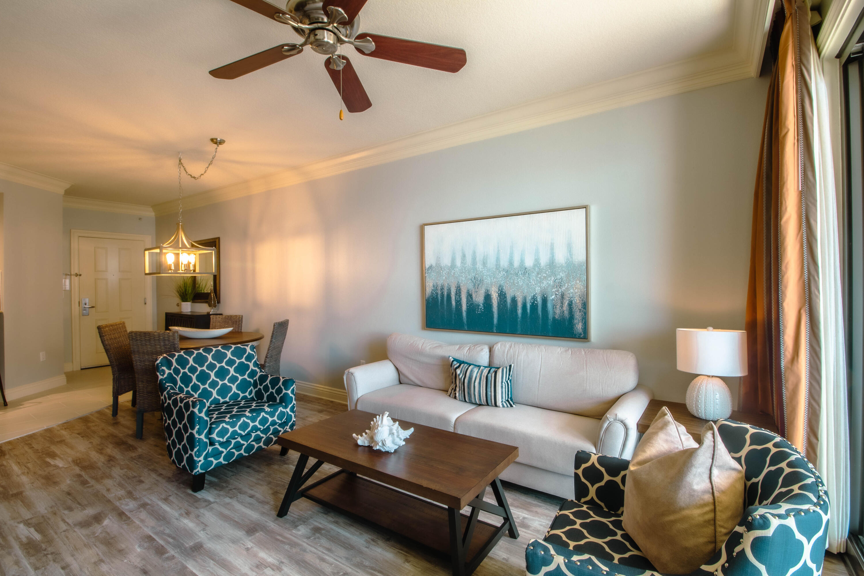 EMERALD GRANDE - Residential