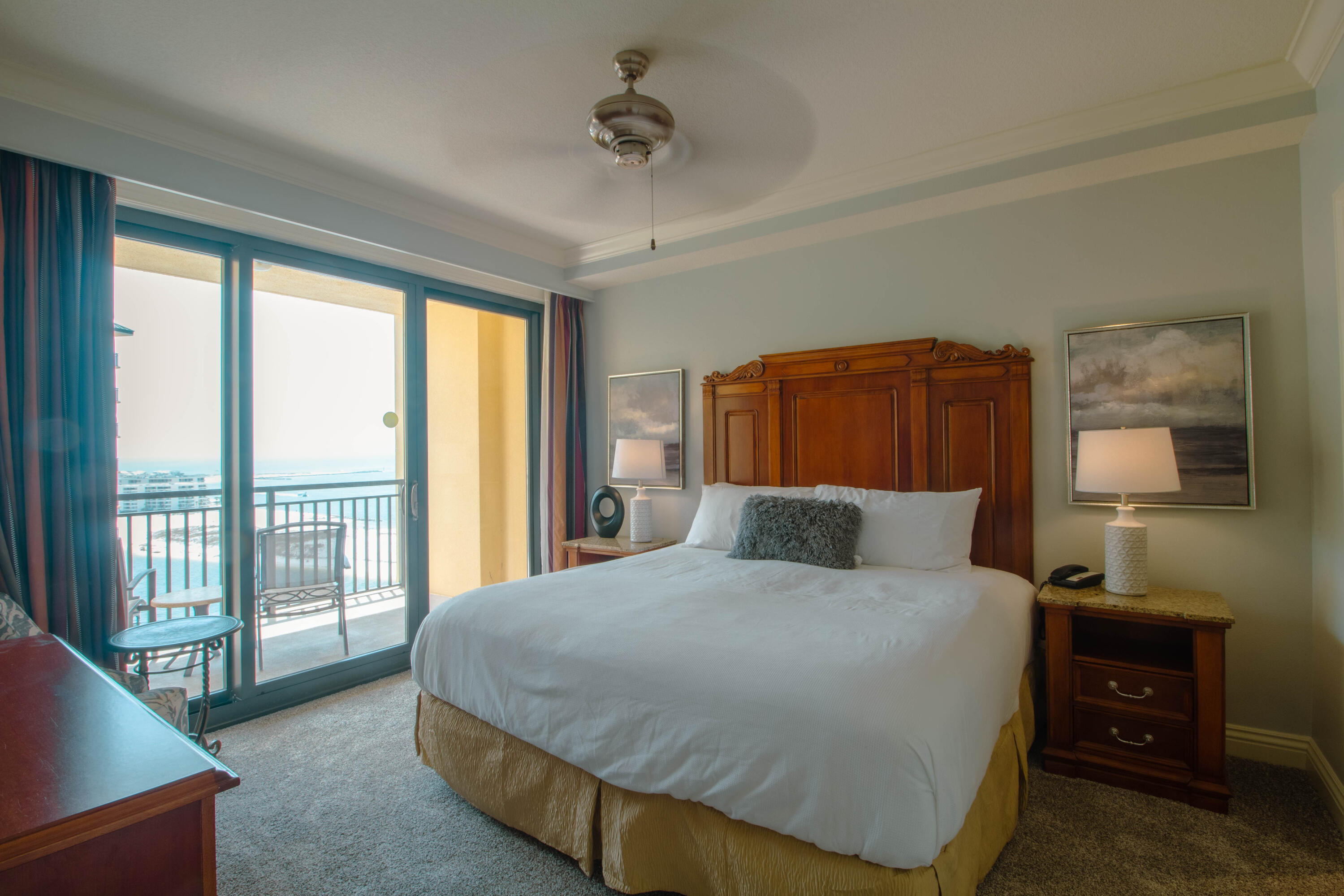 EMERALD GRANDE - Residential