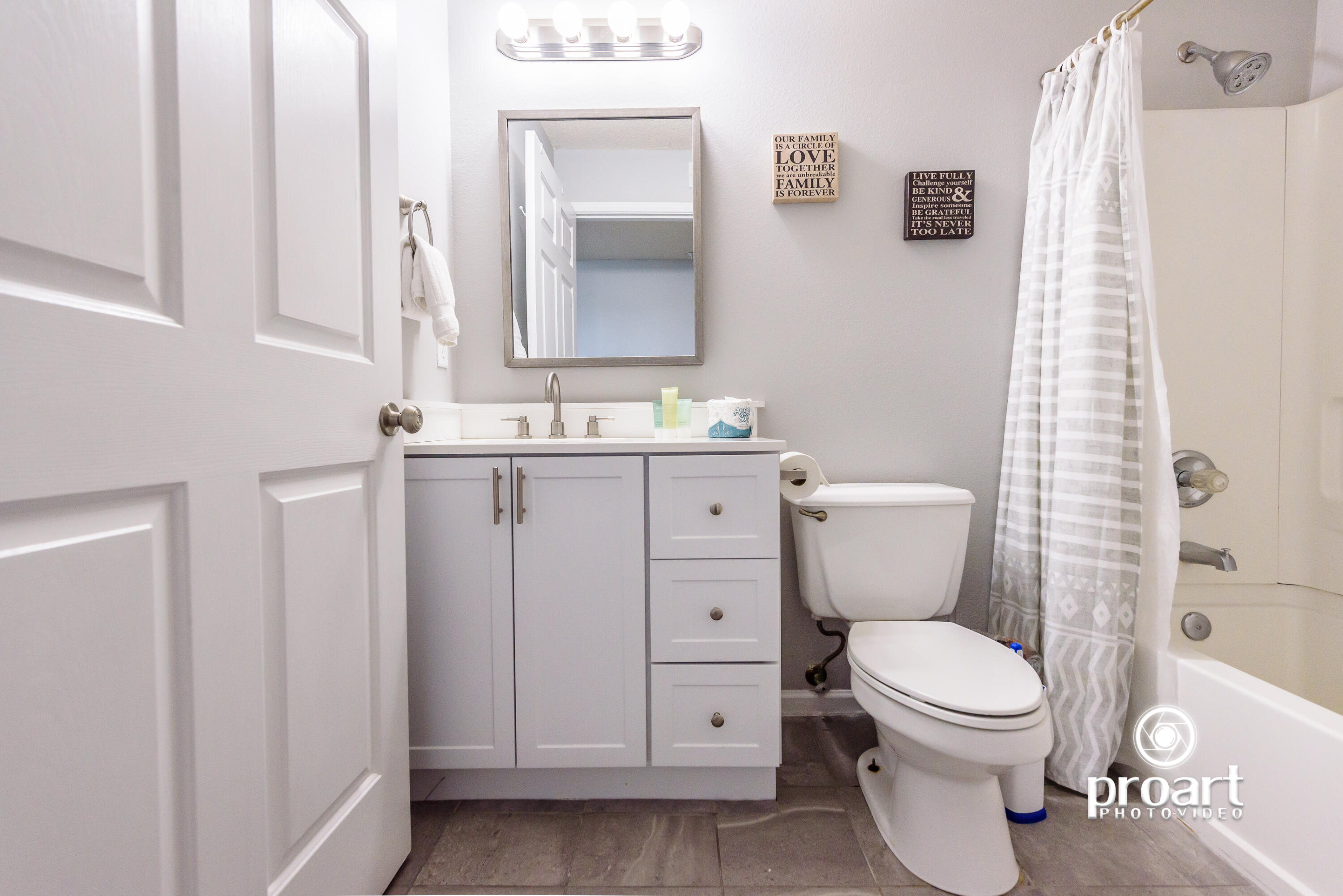 INDIAN LAKE - Residential