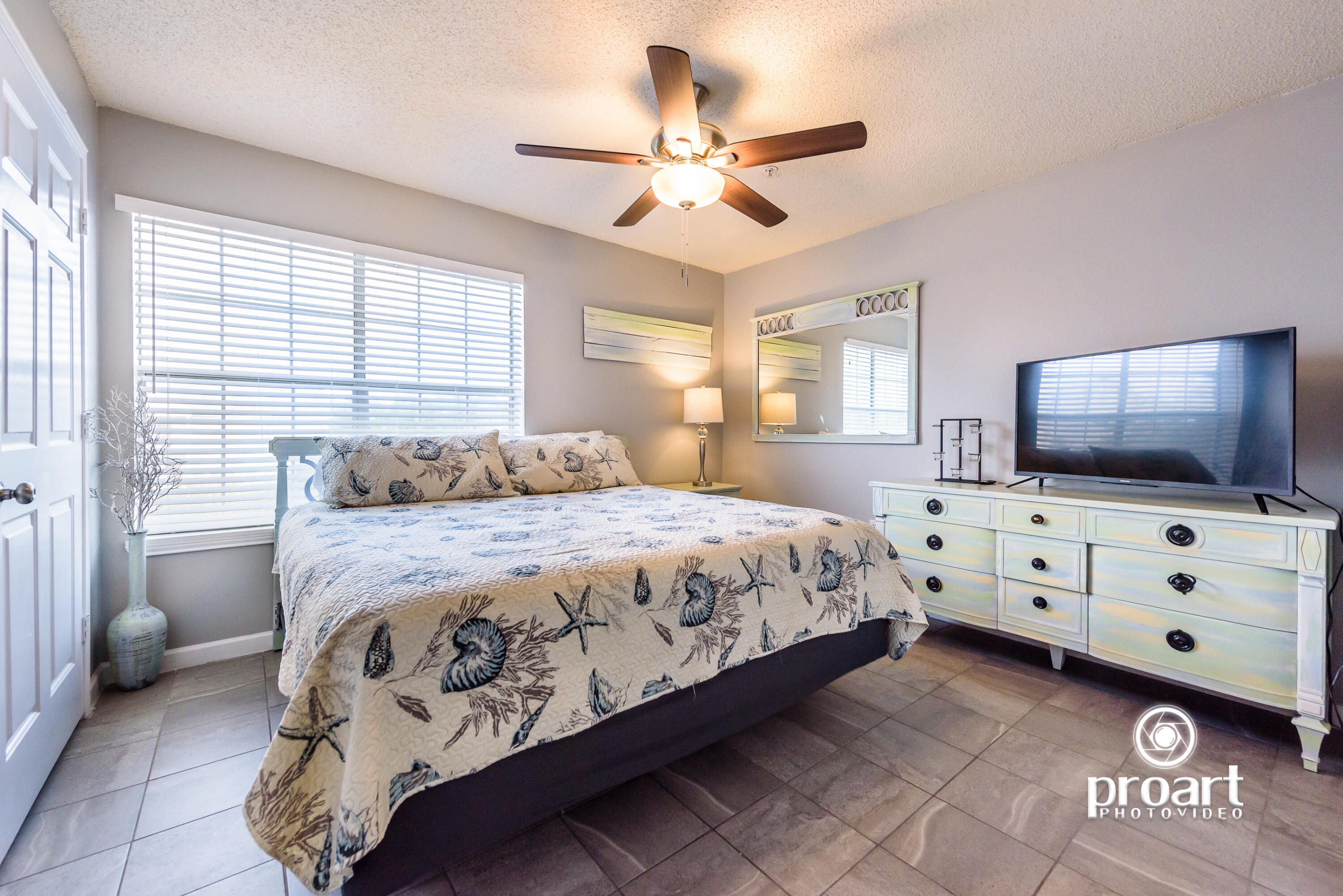 INDIAN LAKE - Residential