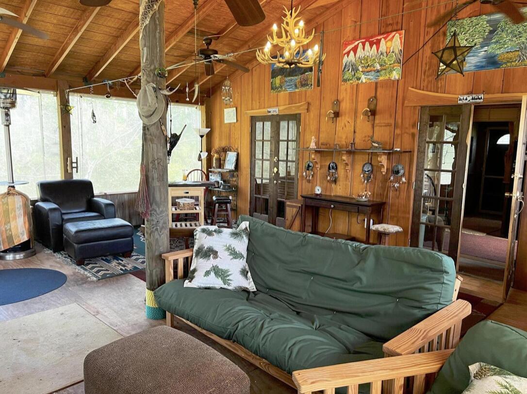 WALTON PLANTATION - Residential