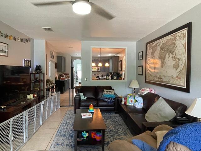 KELLYS 1ST ADDN - Residential Lease