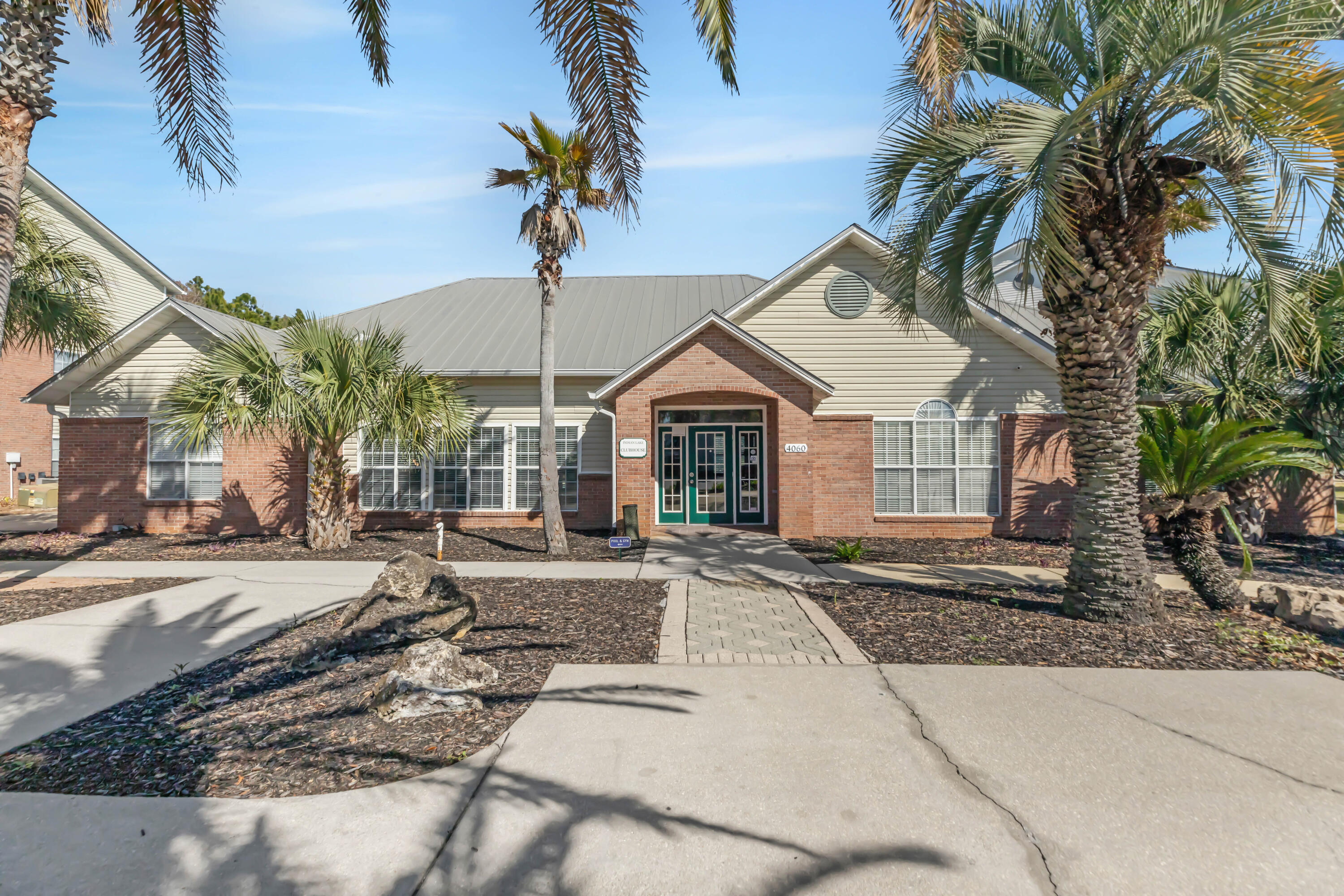 INDIAN LAKE - Residential