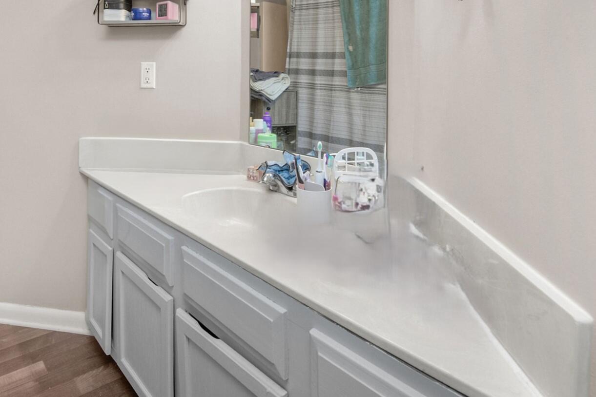 GARDEN OAKS CONDO - Residential