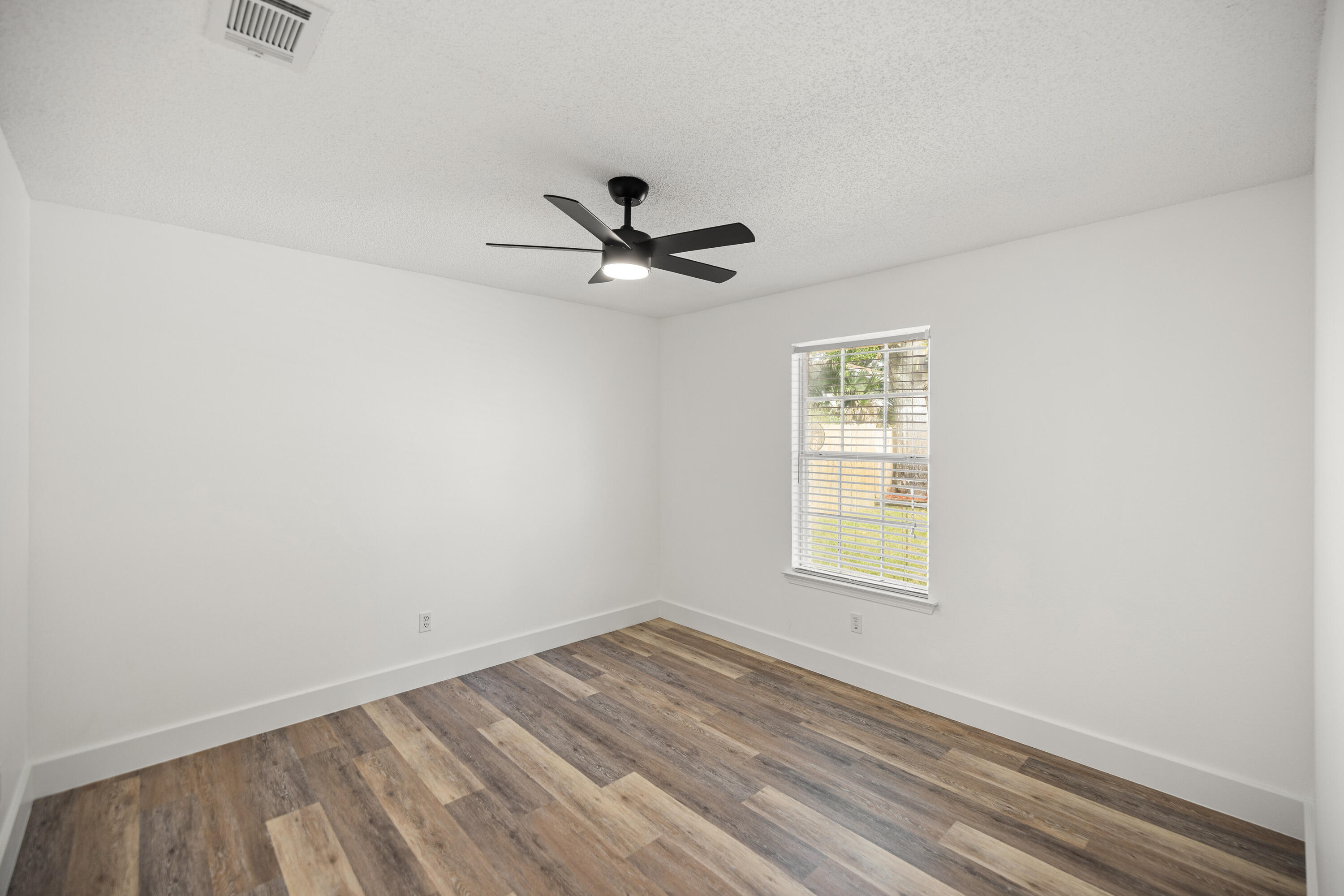 SANDY BEACH ESTATES - Residential