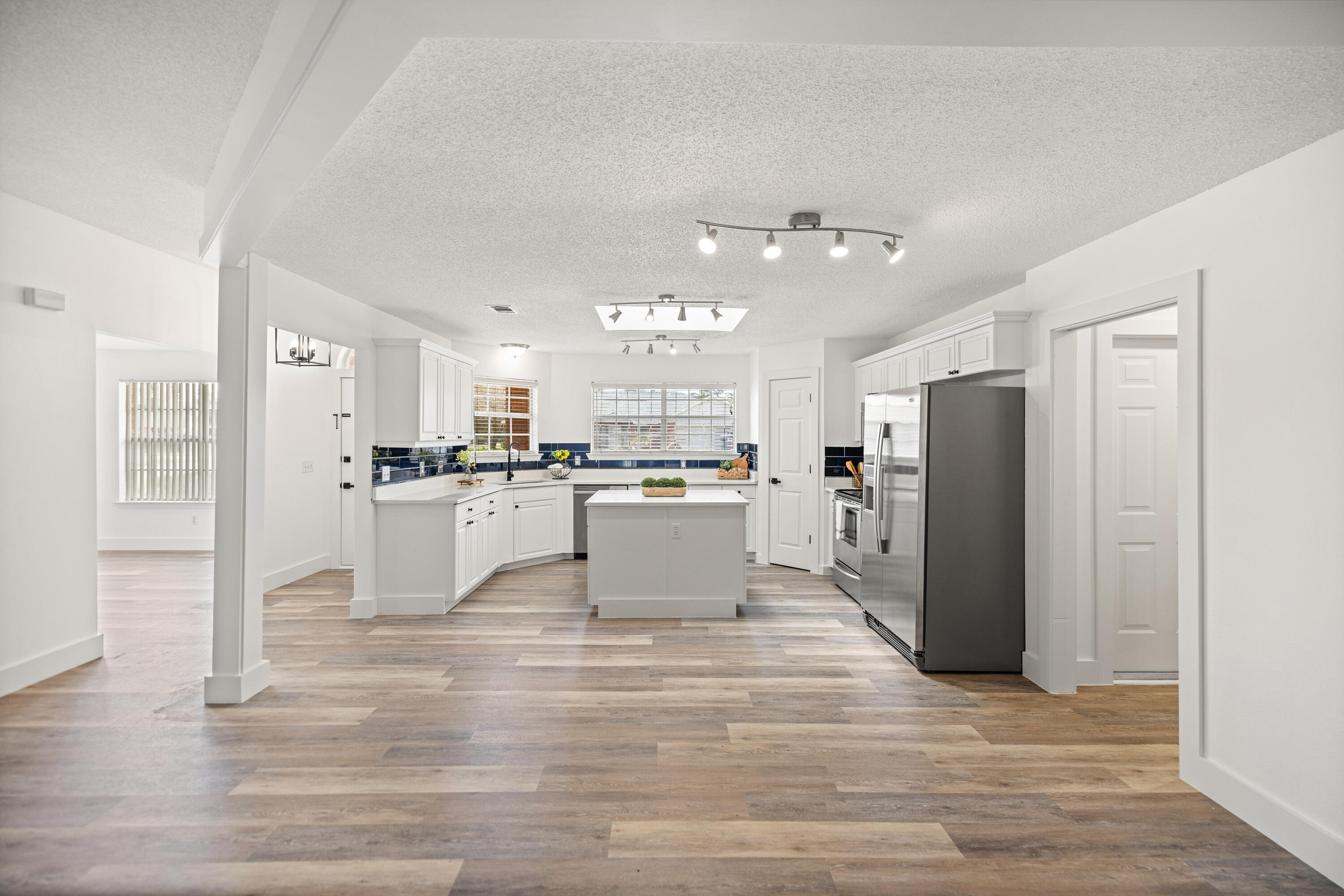 SANDY BEACH ESTATES - Residential