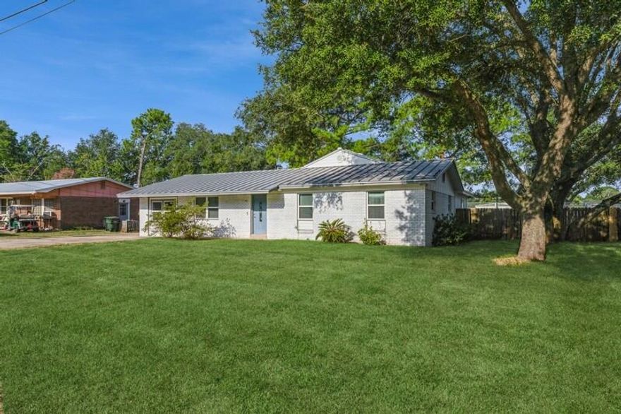 What's new?! Your Credit, Your Choice! You decide how to use the sellers' generous offer of $5,000 credit at closing! Located in the desirable neighborhood of Elliott Point, this home offers not only comfort within its walls but also the convenience of a prime location. With its proximity to local amenities, schools, and entertainment just minutes away, you don't want to miss out on this opportunity.The main home measures over 1,700 sq. feet and is thoughtfully designed to enhance daily living.  In addition to two bedrooms, and two full bathrooms, it also offers an oversized laundry room AND a versatile flex room that opens the door to endless possibilities, whether it's an inspiring office space, a playroom, a rec room, or an additional bedroom.