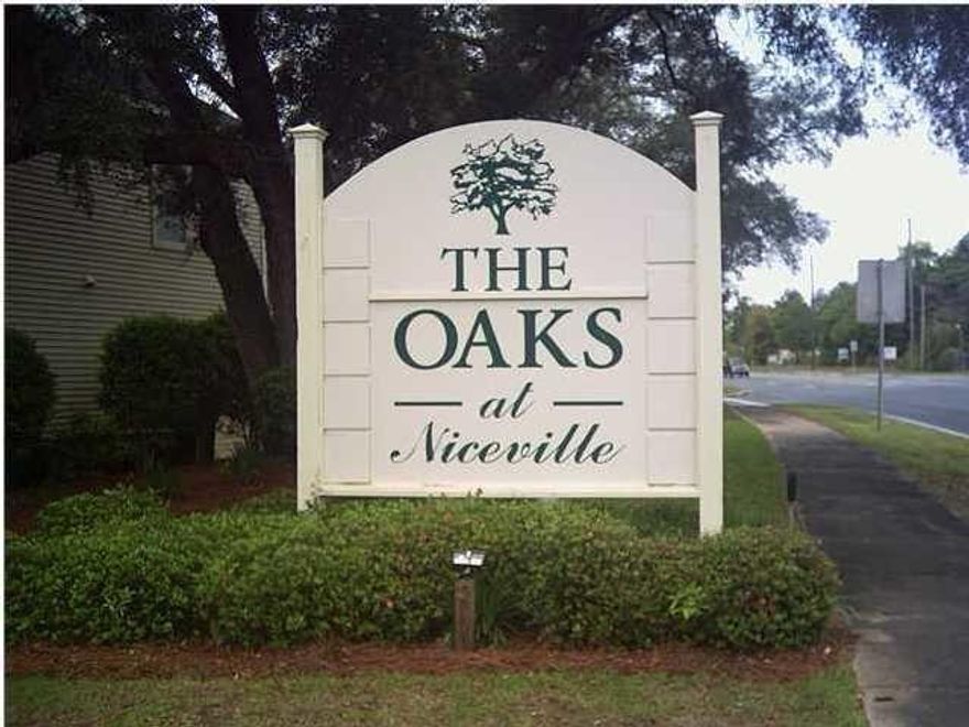 Second  floor unit in The Oaks! This is a great opportunity to own a 2 bedroom, 2 bath unit in one of Niceville's most popular and conveniently located residential complexes. Conveniently located near AF Bases, Northwest Florida College, schools, shopping and beaches, you cannot ask for a better central location.  Washer and Dryer convey.  HOA fees cover insurance, maintenance and use of pool, trash, recycling, cable TV and landscaping. Buyer to verify all measurements and dimensions.