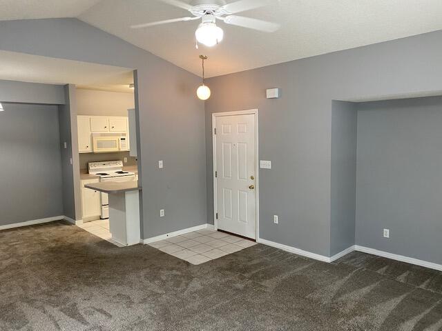 THE OAKS AT NICEVILLE - Residential