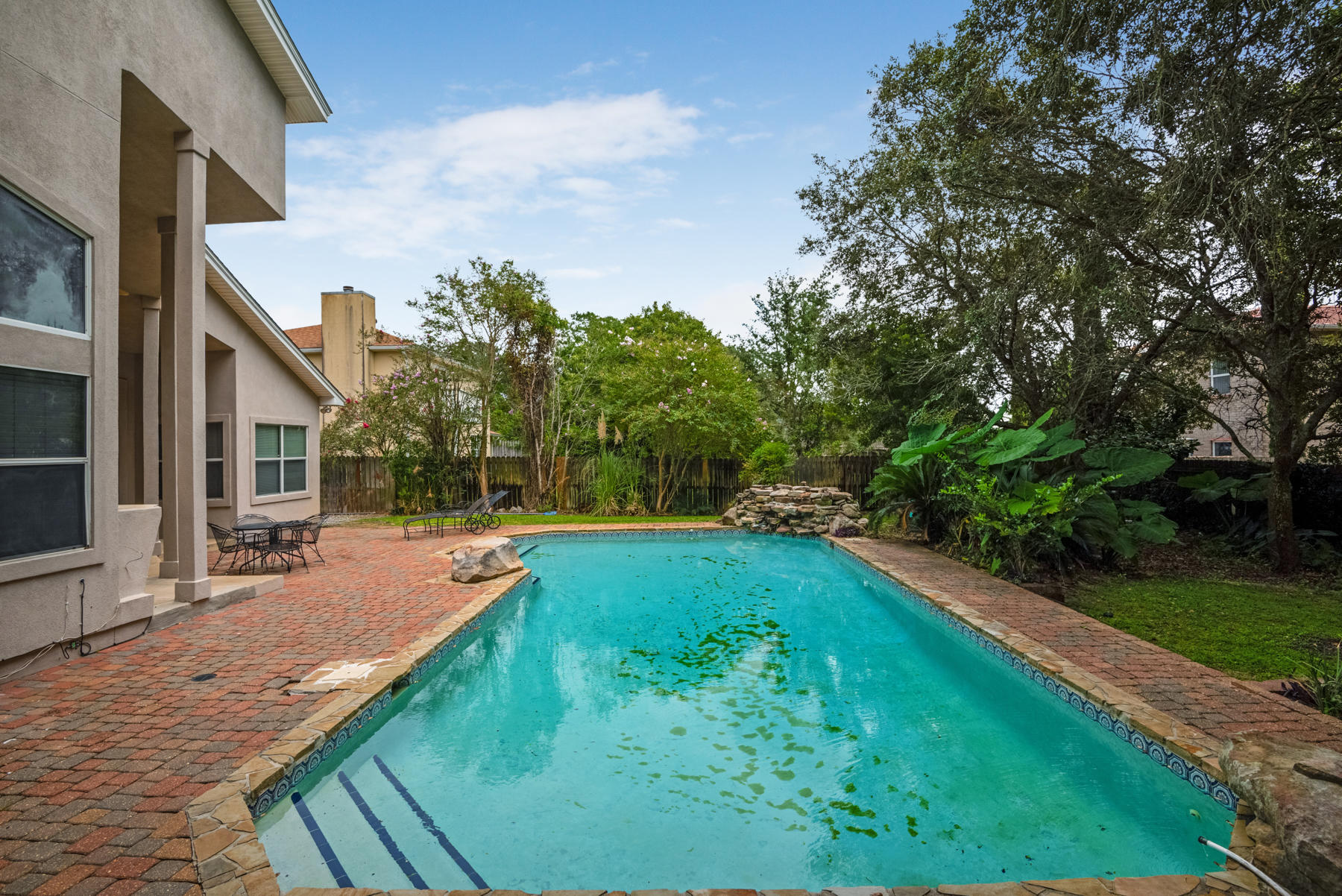 RIVIERA BEACH - Residential Lease