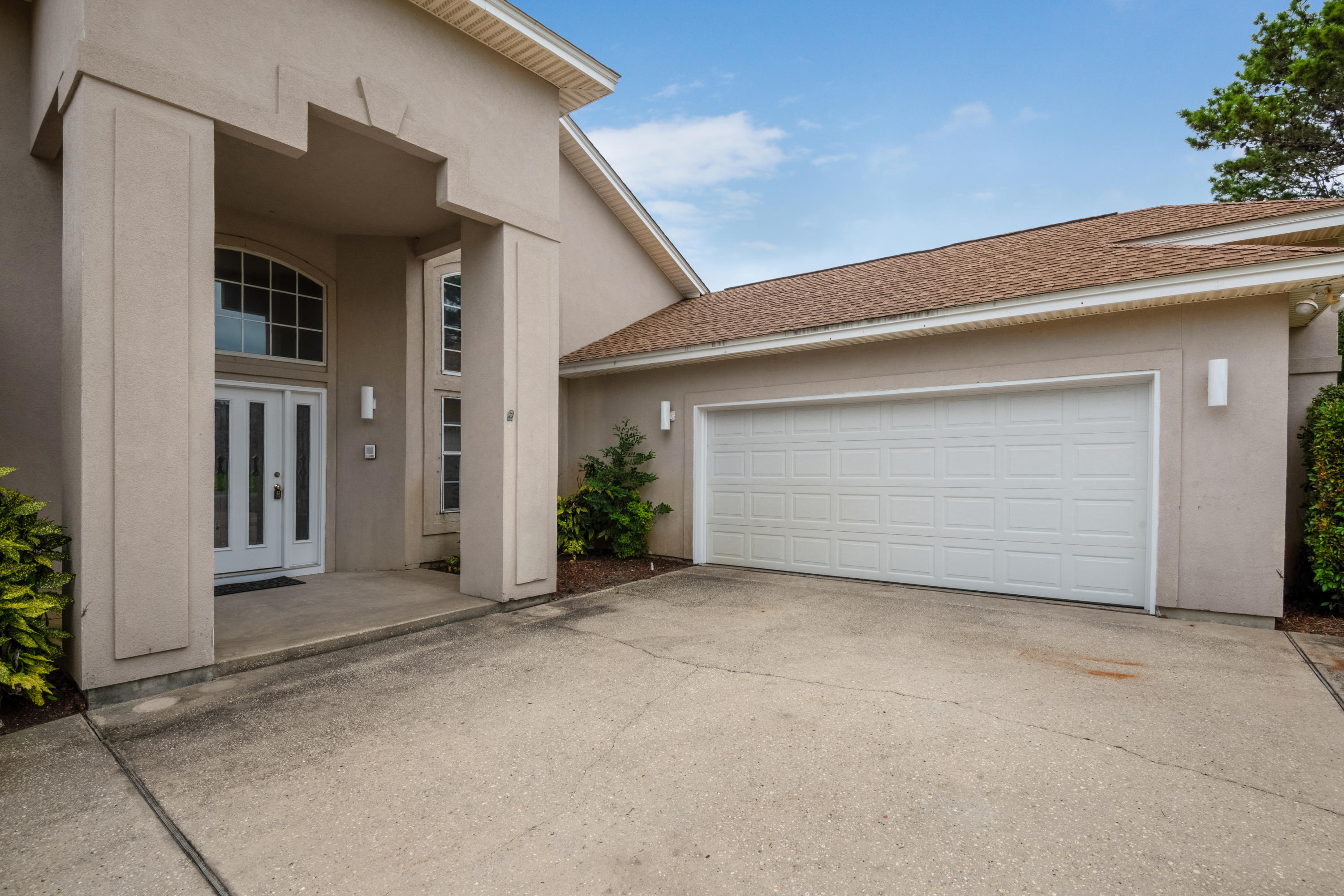 RIVIERA BEACH - Residential Lease