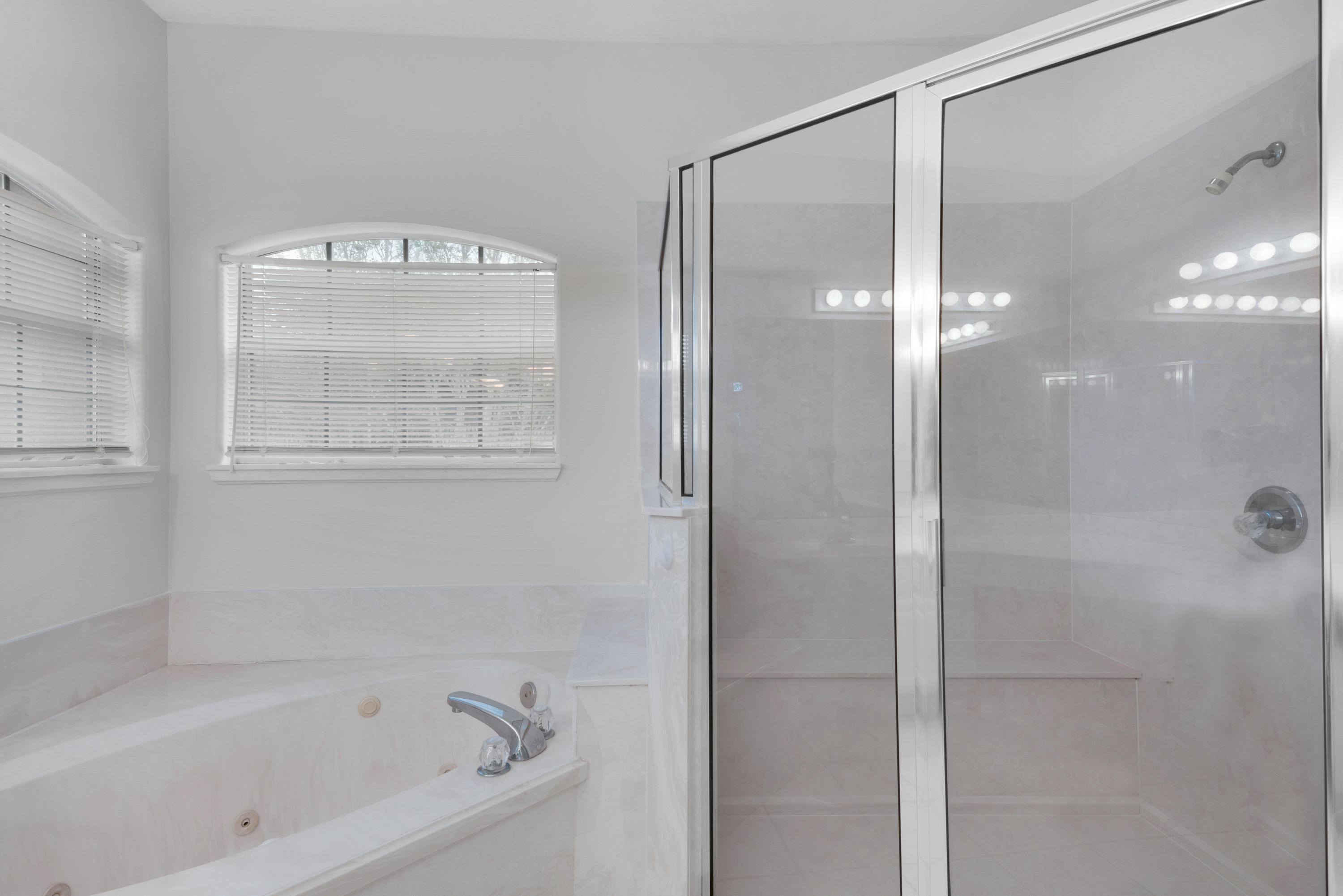 RIVIERA BEACH - Residential Lease