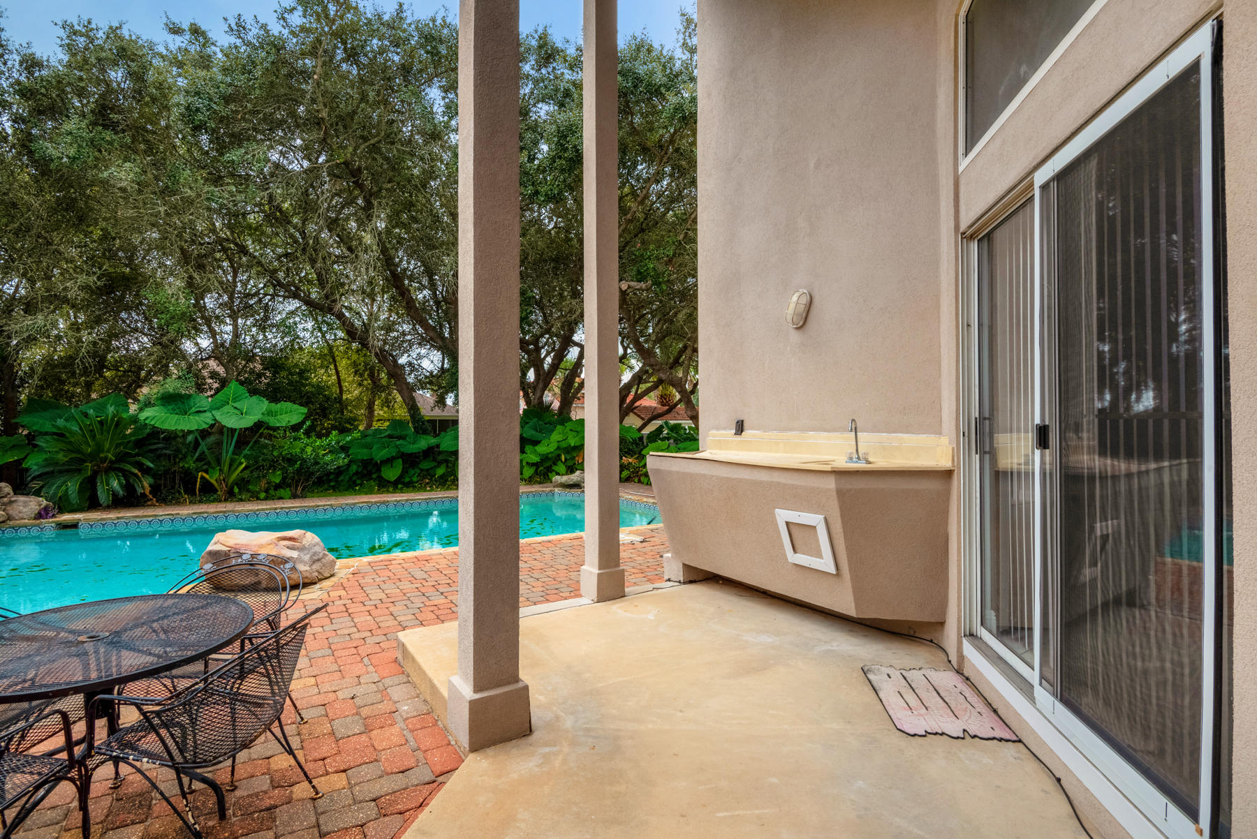 RIVIERA BEACH - Residential Lease
