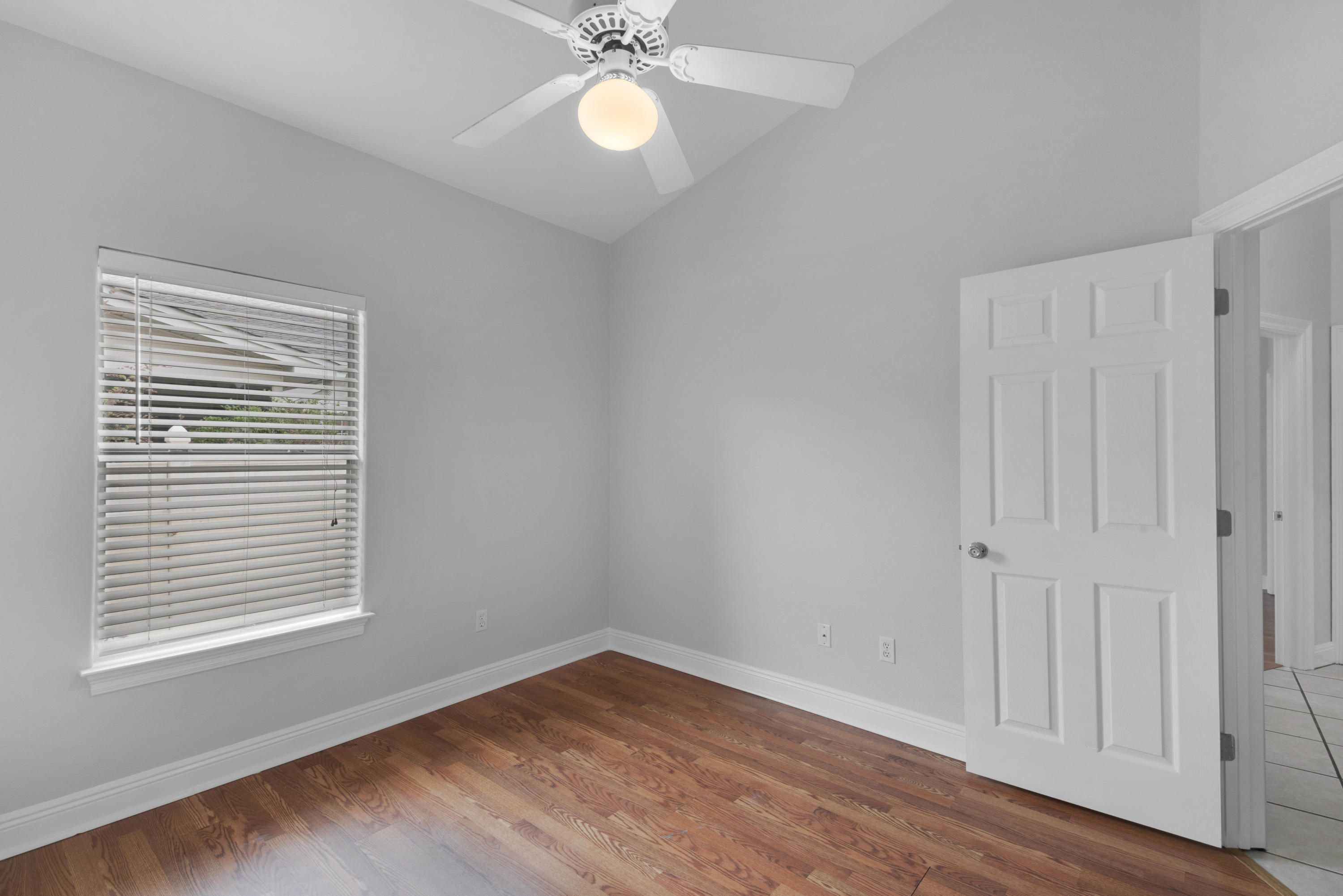 RIVIERA BEACH - Residential Lease