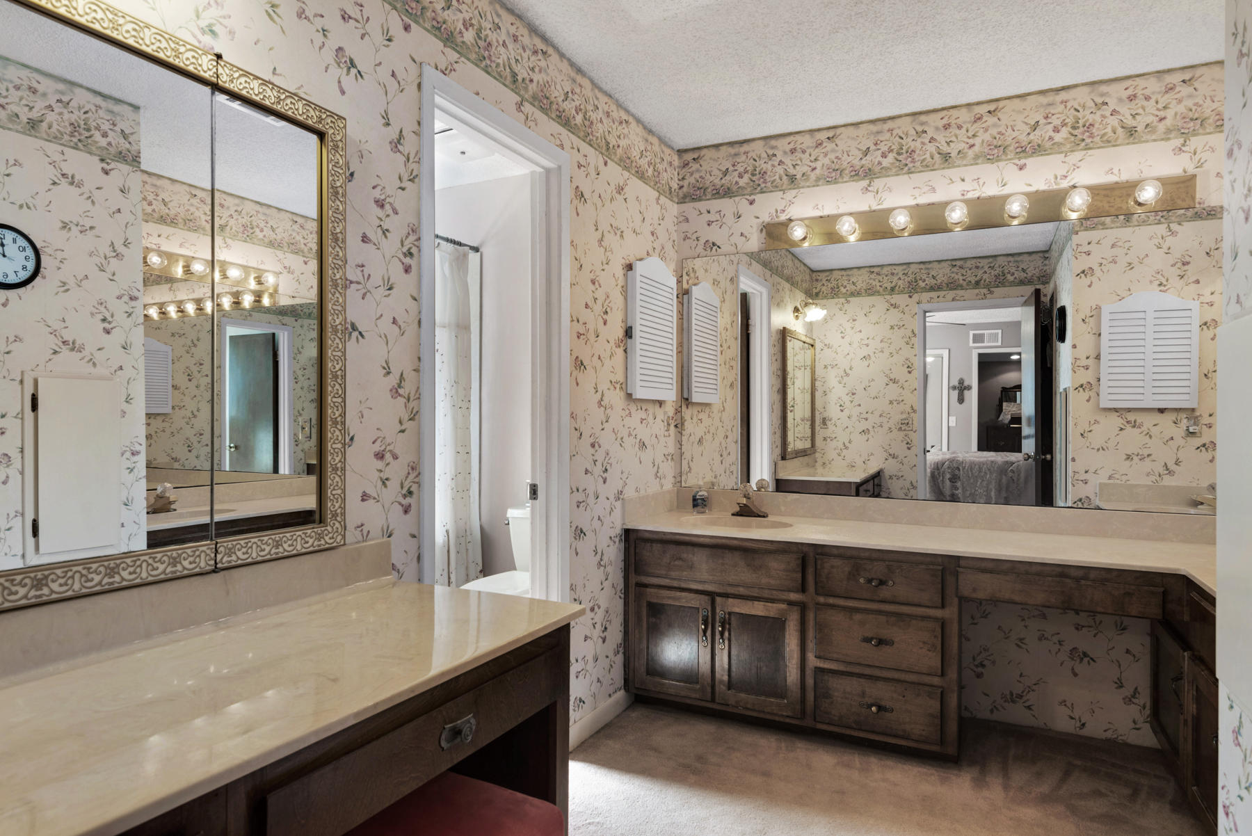 LAKE LORRAINE ESTATES 3 - Residential