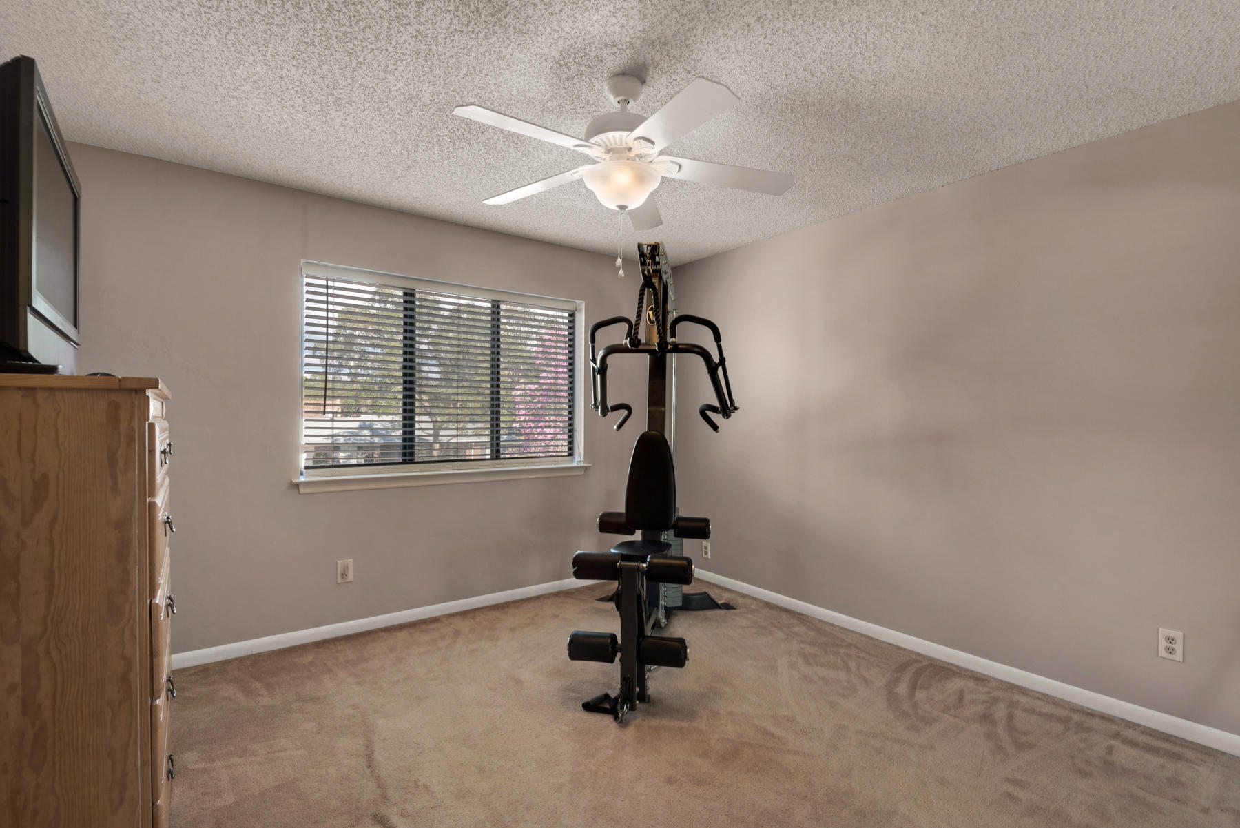 LAKE LORRAINE ESTATES 3 - Residential