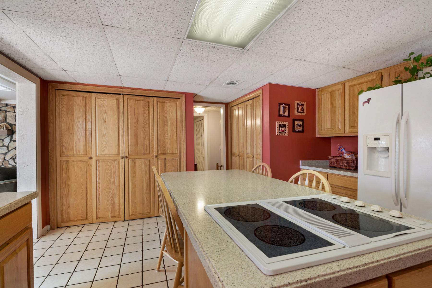 LAKE LORRAINE ESTATES 3 - Residential