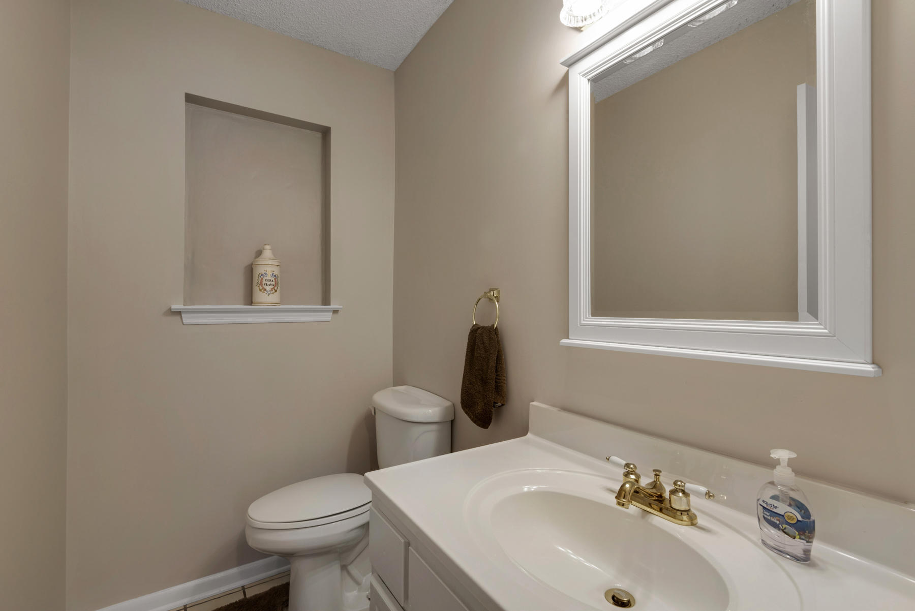 LAKE LORRAINE ESTATES 3 - Residential