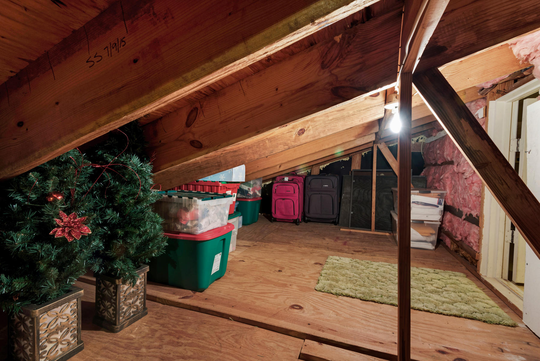 LAKE LORRAINE ESTATES 3 - Residential