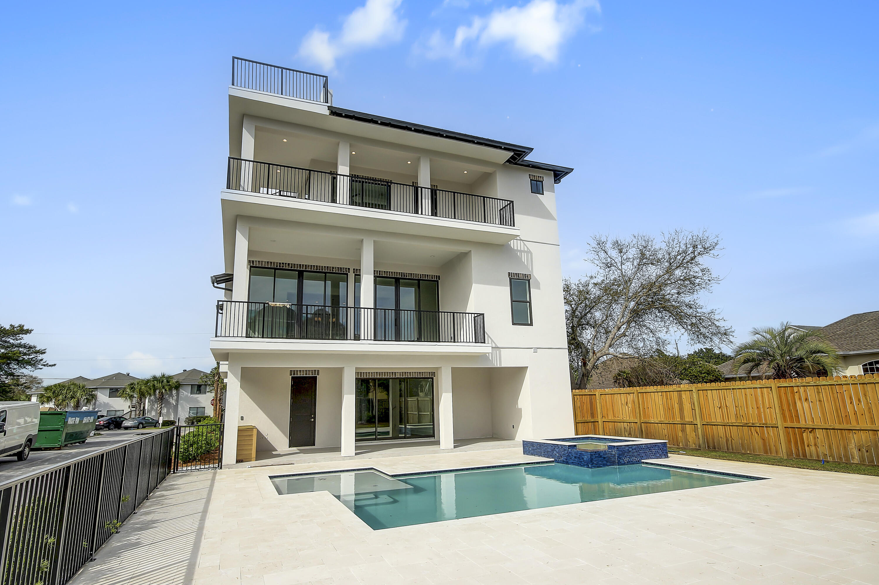 PAYNE STREET COTTAGES - Residential