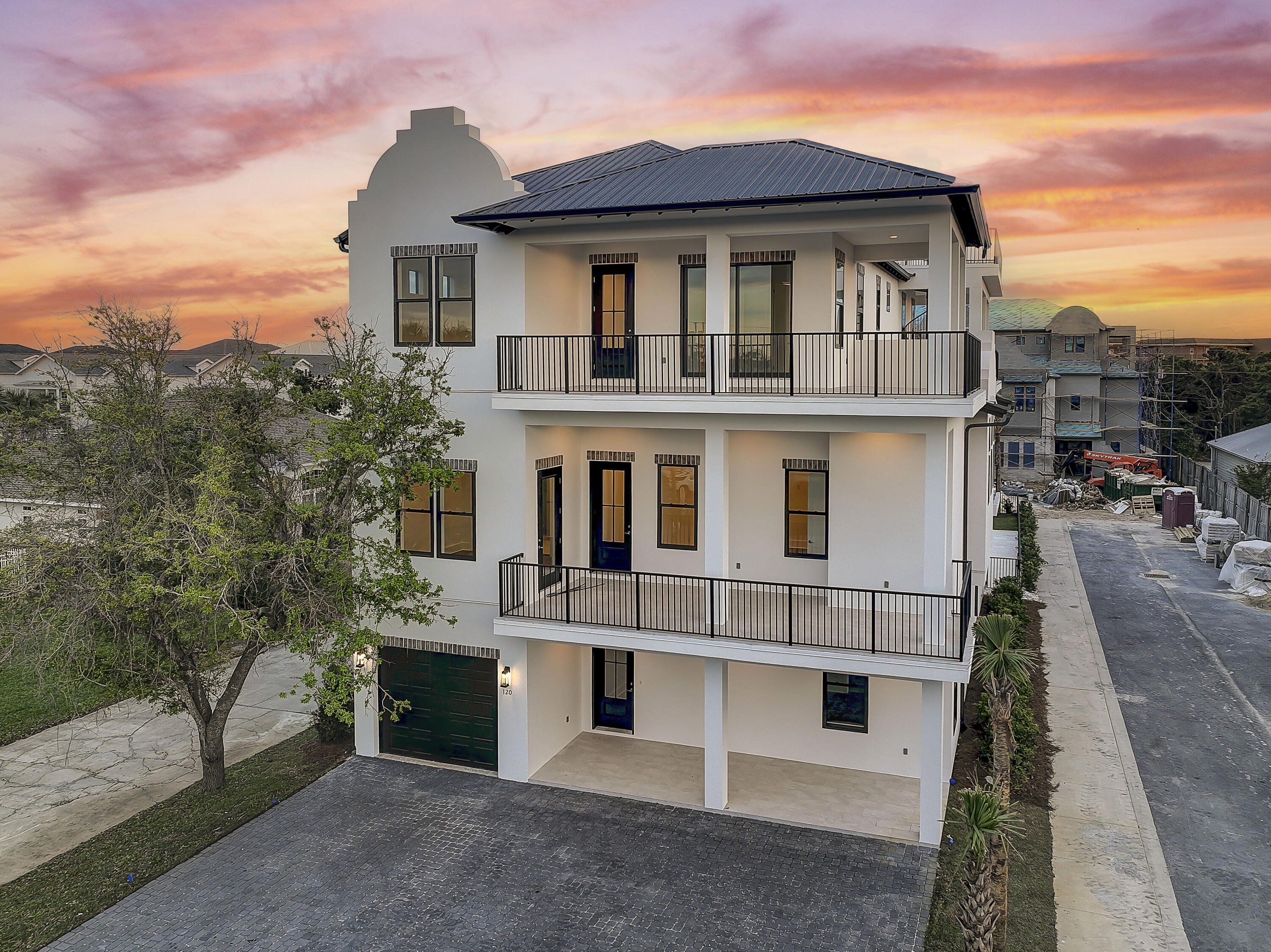 PAYNE STREET COTTAGES - Residential