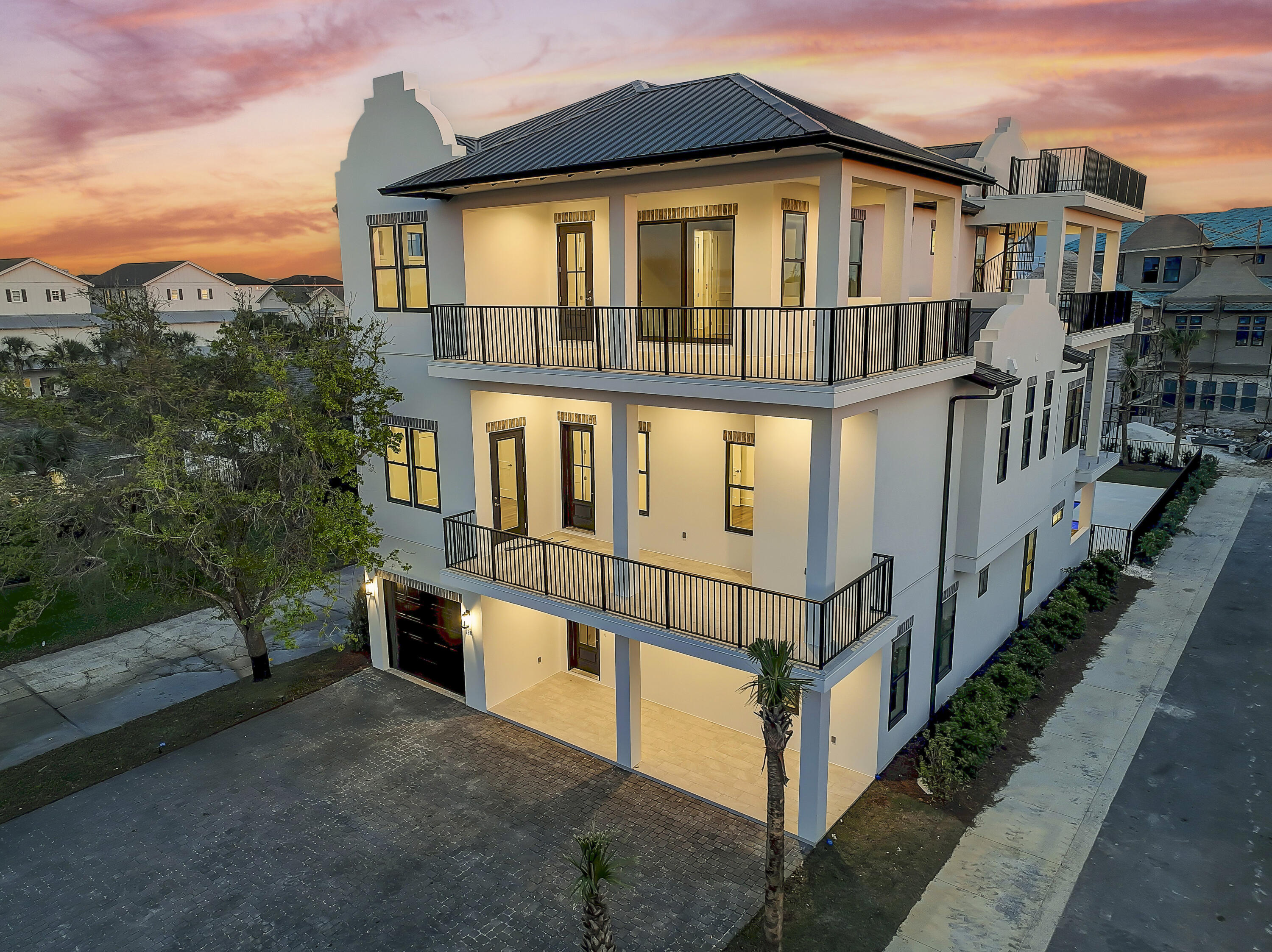 PAYNE STREET COTTAGES - Residential